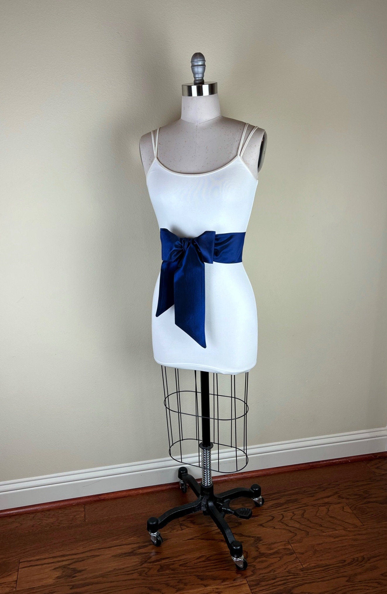 Crisp Taffeta Sash in Navy Blue, Navy Taffeta Bow Belt, Formal Navy Dress Sash, Taffeta Ball Gown Sash, Navy Sash Belt, Satin Swank