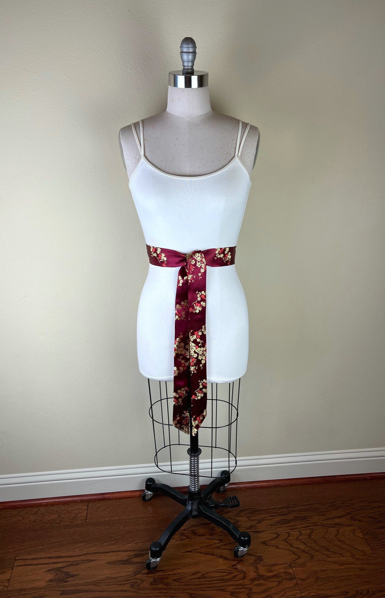 Burgundy & Gold Chinese Brocade Sash, Burgundy Sash in Satin Brocade, Obi Belt, Asian Brocade Sash, Burgundy Kimono Sash Belt, Satin Swank