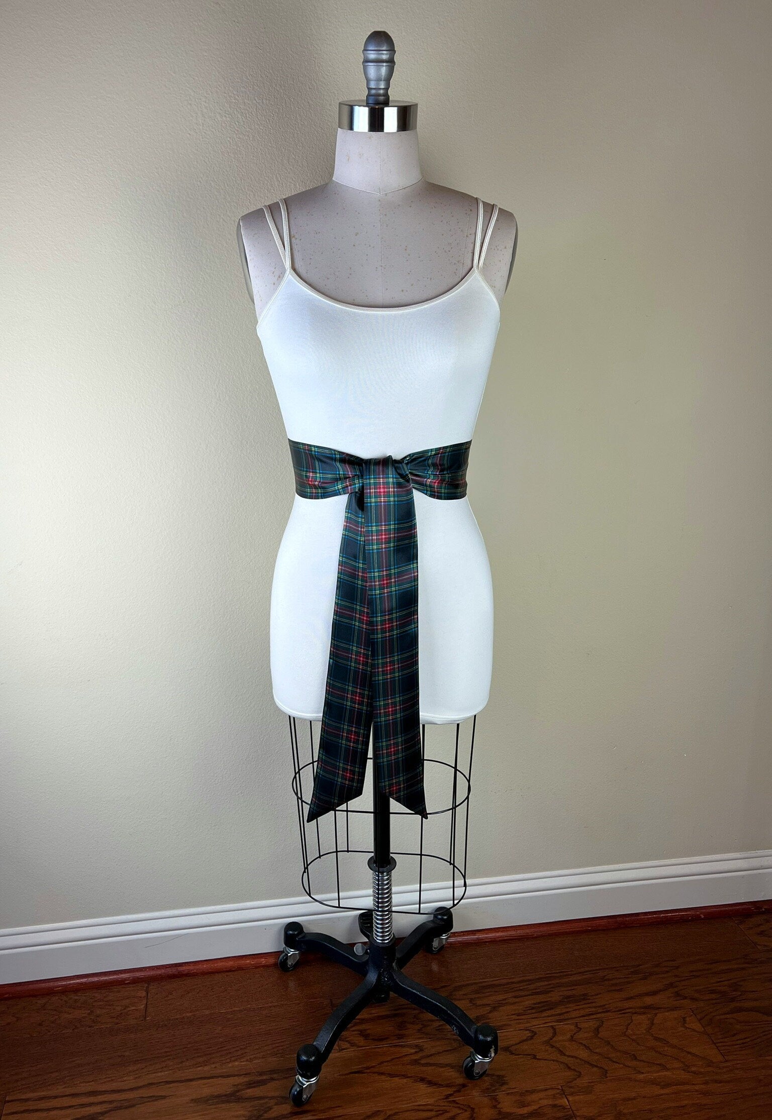 Black Royal Stewart Satin Sash, Christmas Plaid Sash Belt, Black Royal Stewart Tartan Sash, Holiday Sash Belt, Black & Red Plaid Satin Swank