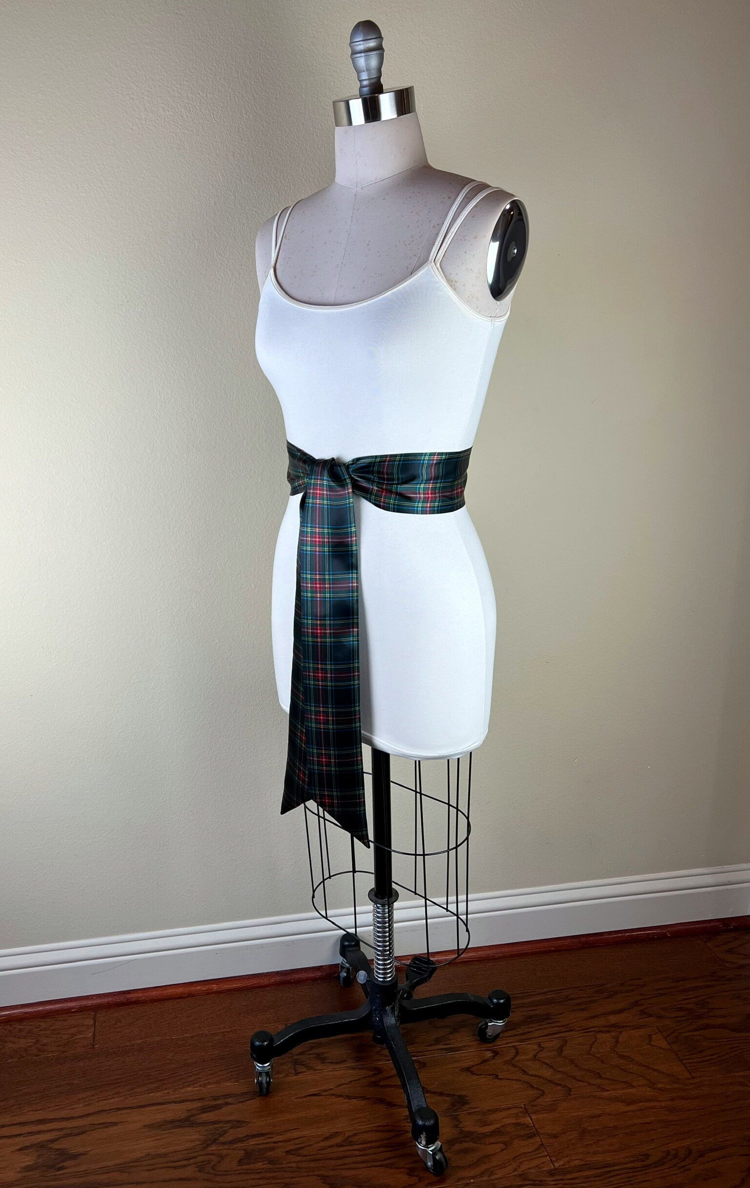 Black Royal Stewart Satin Sash, Christmas Plaid Sash Belt, Black Royal Stewart Tartan Sash, Holiday Sash Belt, Black & Red Plaid Satin Swank