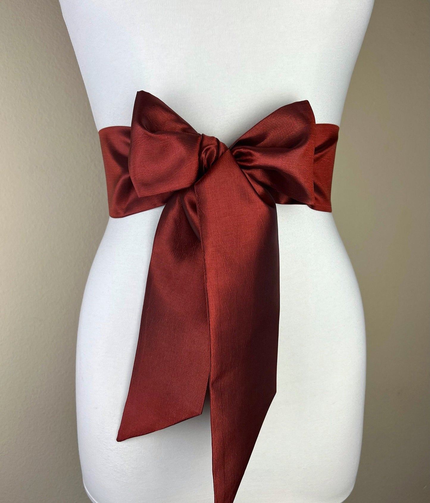 Crisp Taffeta Sash in Cinnabar, Brick Red Sash Belt, Dark Rust Taffeta Sash, Cinnamon Sash Belt, Cinnabar Taffeta Bow Belt, Satin Swank