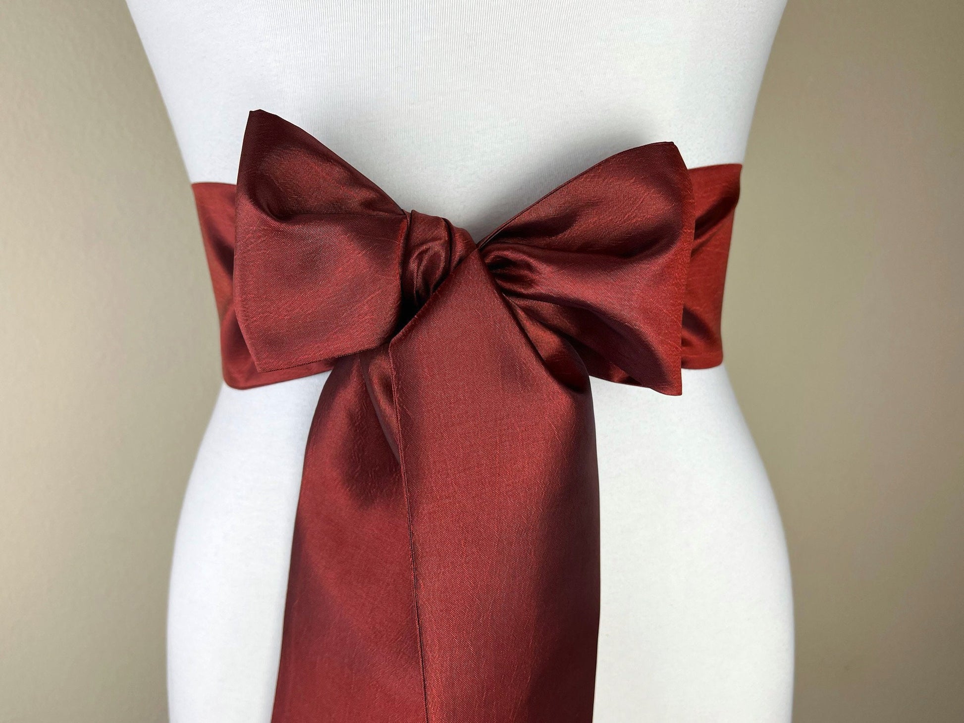 Crisp Taffeta Sash in Cinnabar, Brick Red Sash Belt, Dark Rust Taffeta Sash, Cinnamon Sash Belt, Cinnabar Taffeta Bow Belt, Satin Swank