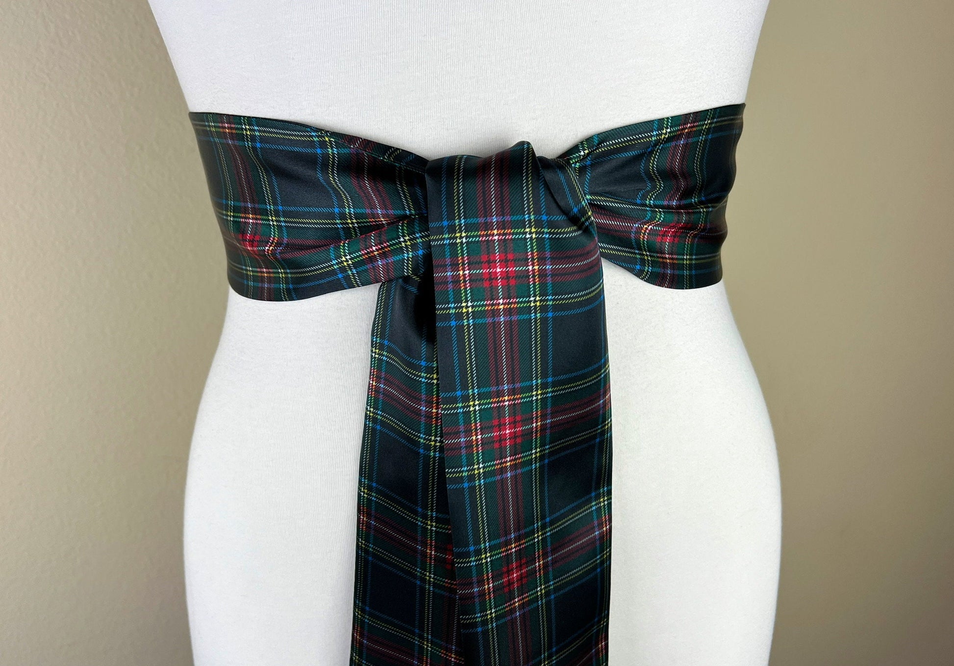 Black Royal Stewart Satin Sash, Christmas Plaid Sash Belt, Black Royal Stewart Tartan Sash, Holiday Sash Belt, Black & Red Plaid Satin Swank