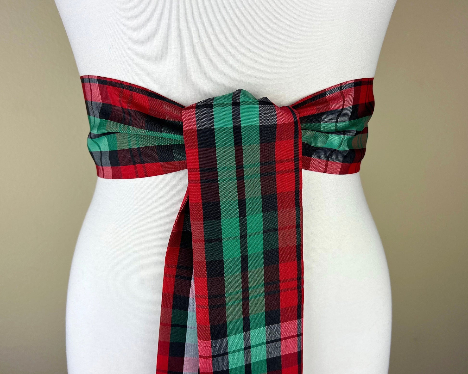 Christmas Sash Belt, Christmas Plaid Taffeta Sash, Red & Green Sash, Christmas Accessories, Holiday Plaid Sash, Christmas Dress, Satin Swank