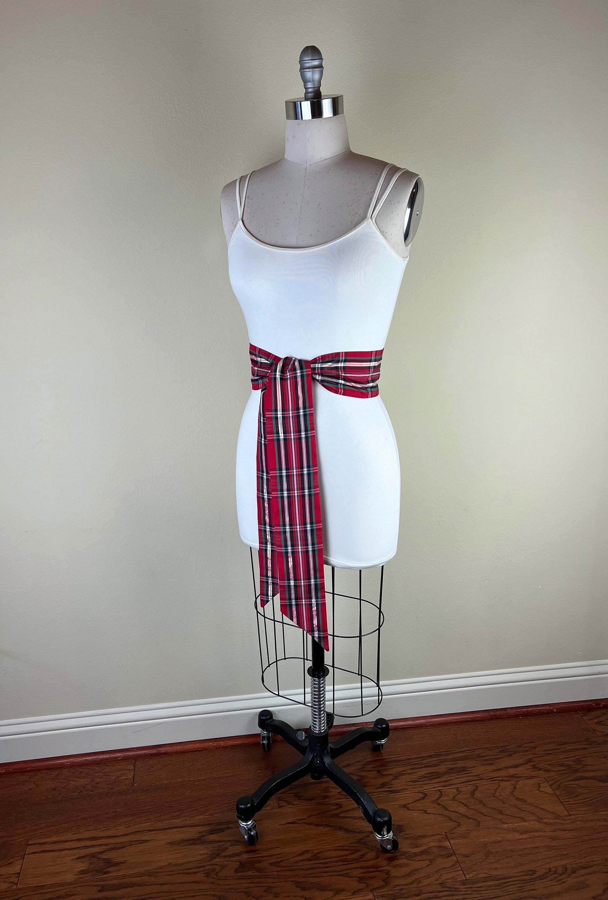 Christmas Plaid Taffeta Sash, Red, Green & Gold Tartan Sash, Christmas Tartan Sash, Christmas Dress Accessories, Christmas Sash, Satin Swank