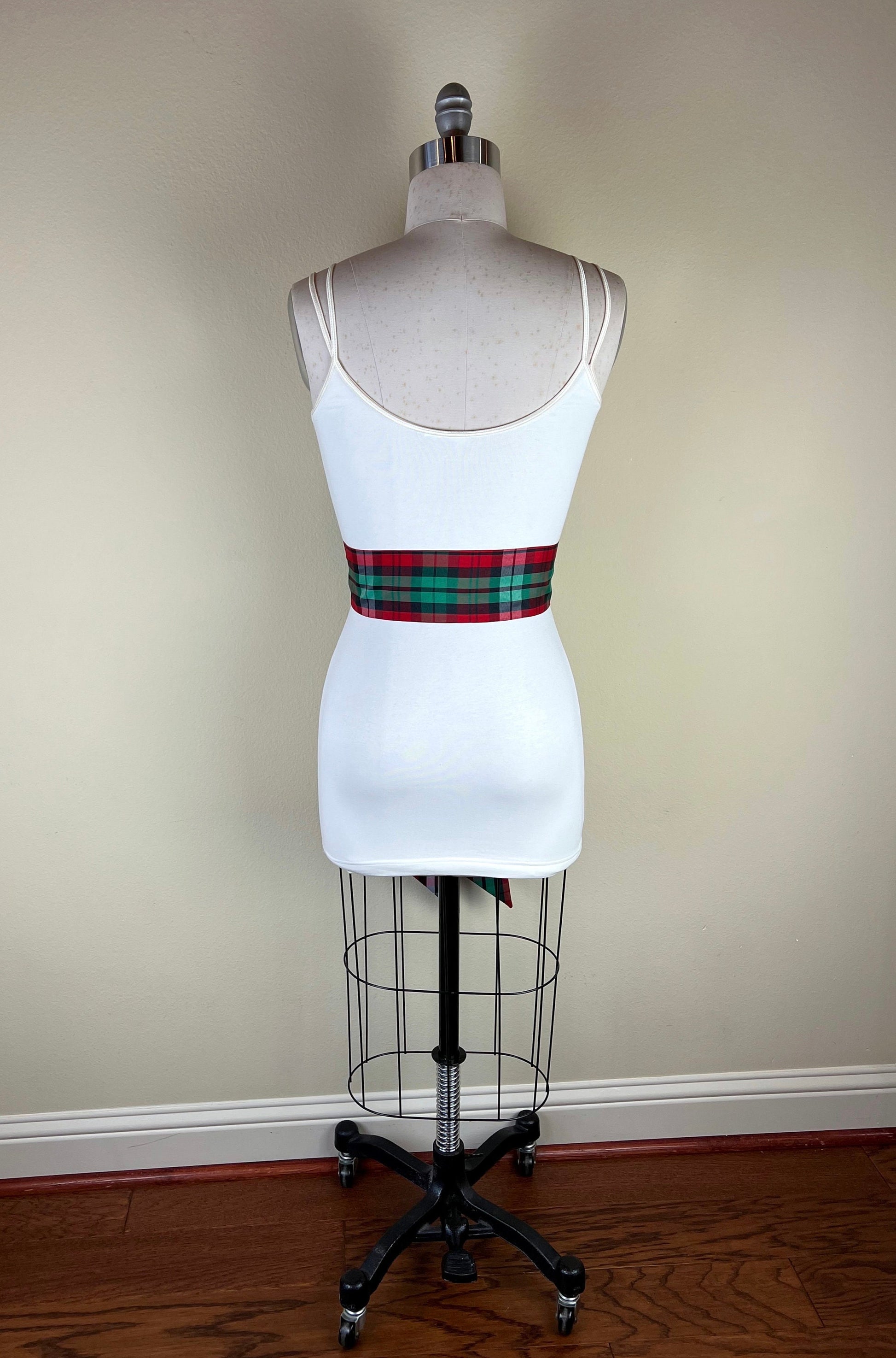 Christmas Sash Belt, Christmas Plaid Taffeta Sash, Red & Green Sash, Christmas Accessories, Holiday Plaid Sash, Christmas Dress, Satin Swank