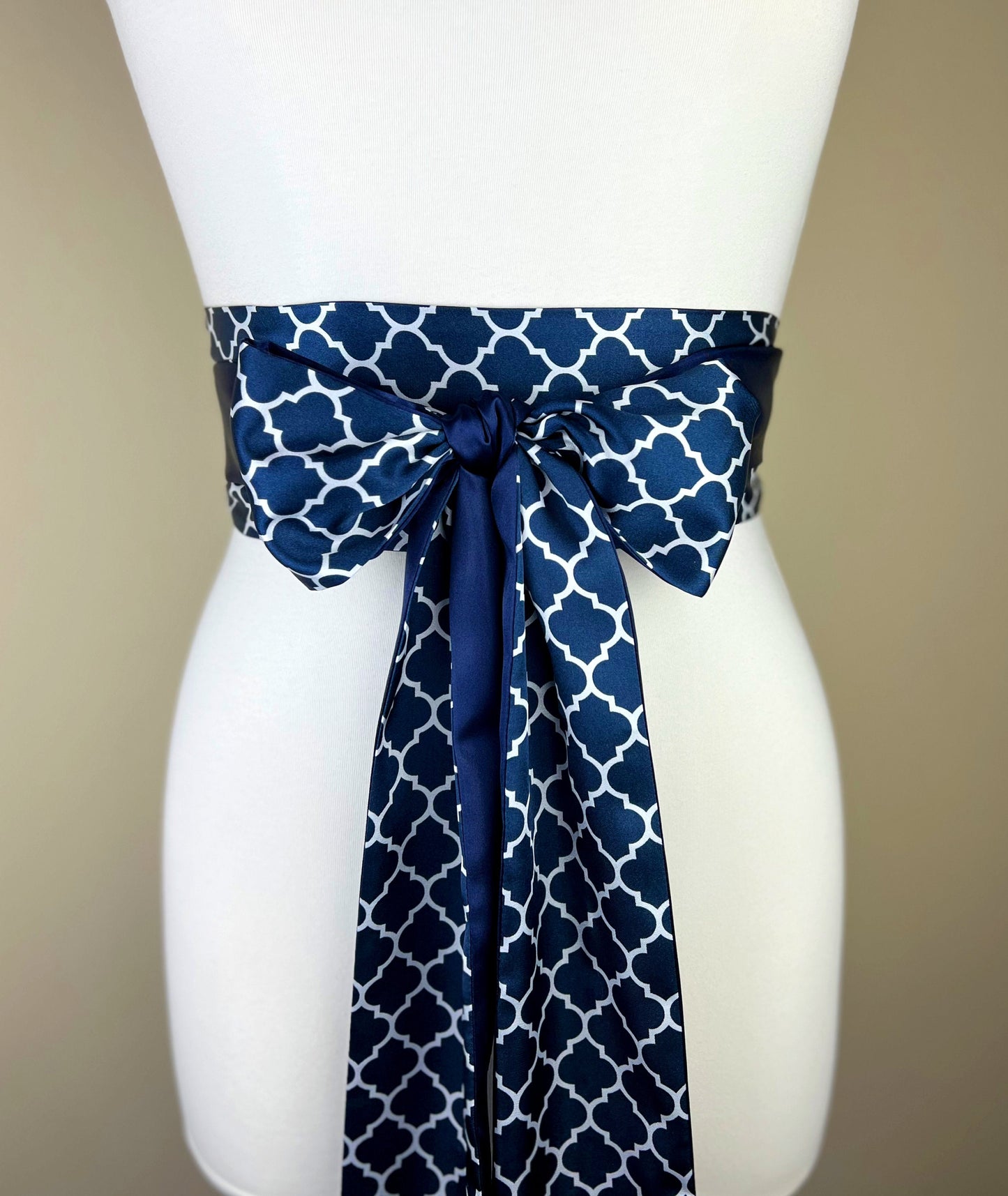 Navy Satin Sash, Navy Quatrefoil Sash, Navy Sash, Navy & White Reversible Wrap Belt, Navy Lattice Print Obi Belt, Satin Swank Accessories