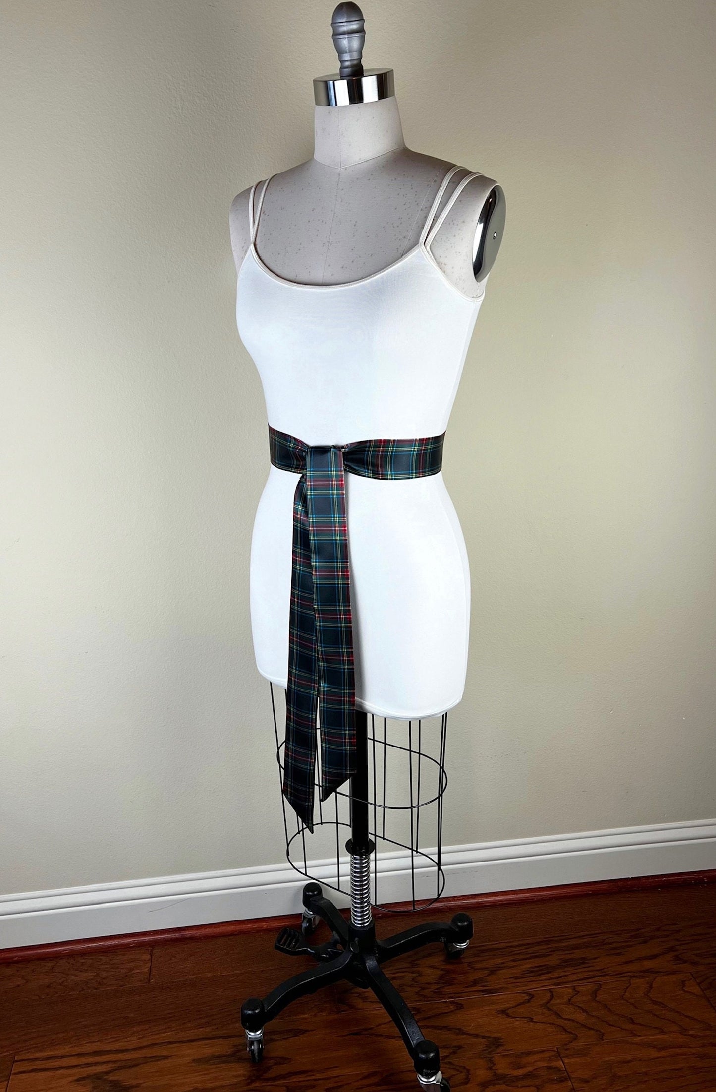 Narrow Black Royal Stewart Satin Sash, Black Plaid Sash Belt, Black Royal Stewart Tartan, Holiday Sash Belt, Black & Red Plaid, Satin Swank
