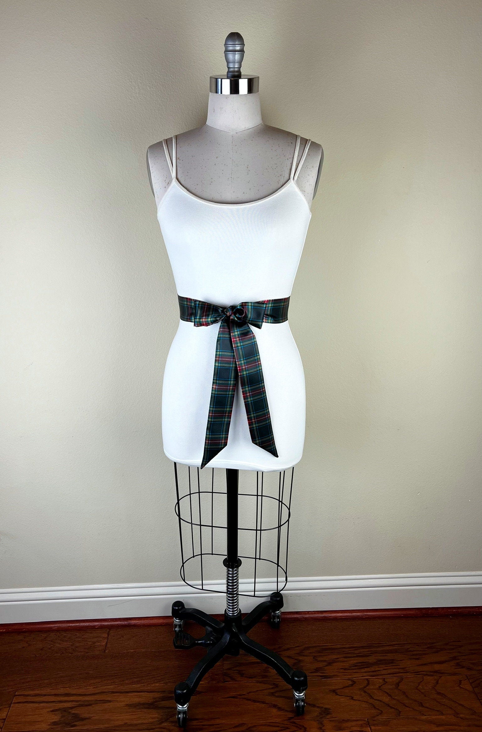 Narrow Black Royal Stewart Satin Sash, Black Plaid Sash Belt, Black Royal Stewart Tartan, Holiday Sash Belt, Black & Red Plaid, Satin Swank