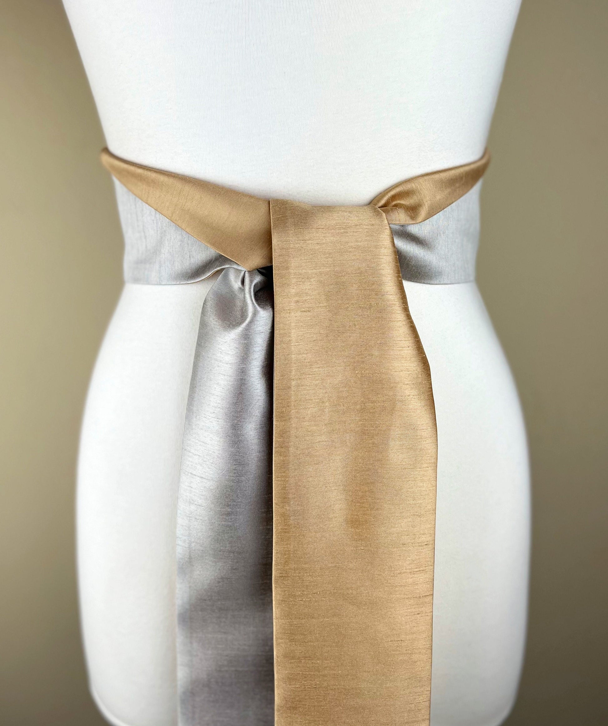 Wide Textured Gold & Silver Sash Belt, Silver and Gold Dupioni Sash, Two-Tone Dress Sash, Fabric Belt, Silver Gold Wedding, Satin Swank