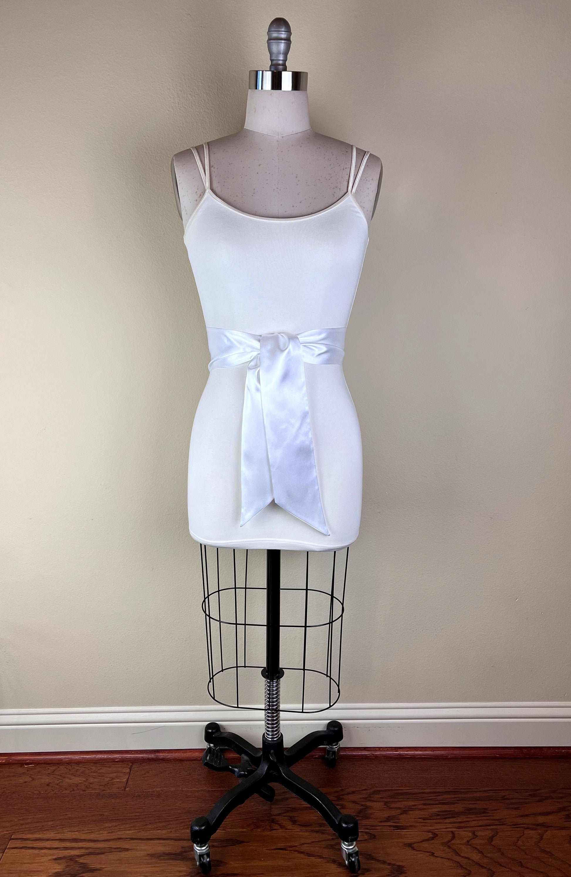 Pure White Satin Sash, White Sash Belt, White Wedding Dress Sash, White Sash Belt, White Satin Bridesmaid Sash, Flower Girl Sash Satin Swank