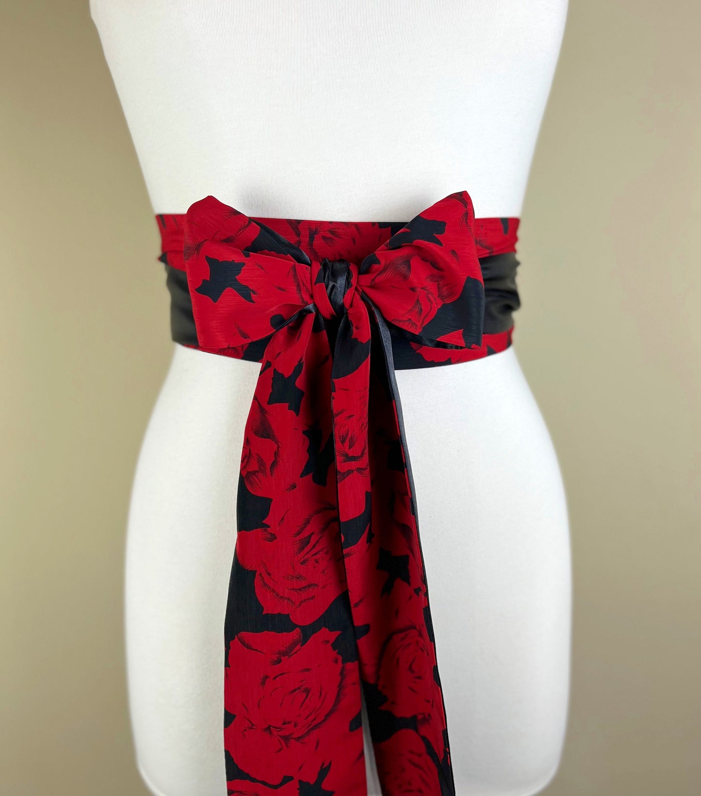Red Rose Sash, Red & Black Sash Belt, Reverses to Solid Black Sash, Reversible Sash, Black and Red Sash, Red Rose Floral Sash, Satin Swank