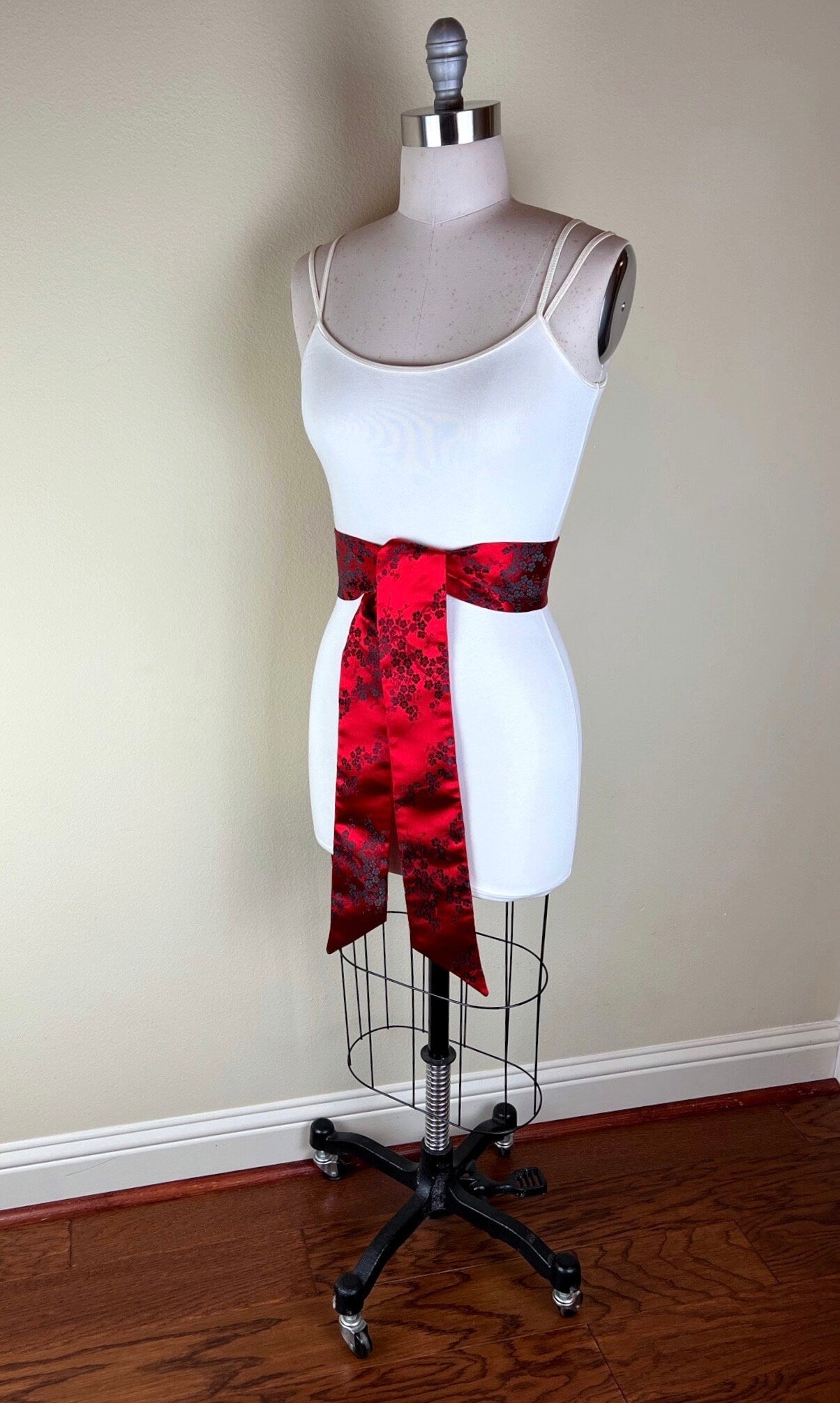 Japanese Cherry Blossom Brocade Sash, Red Cherry Blossom Sash Belt, Red Asian Brocade Belt, Red & Black Chinese Brocade Sash, Satin Swank