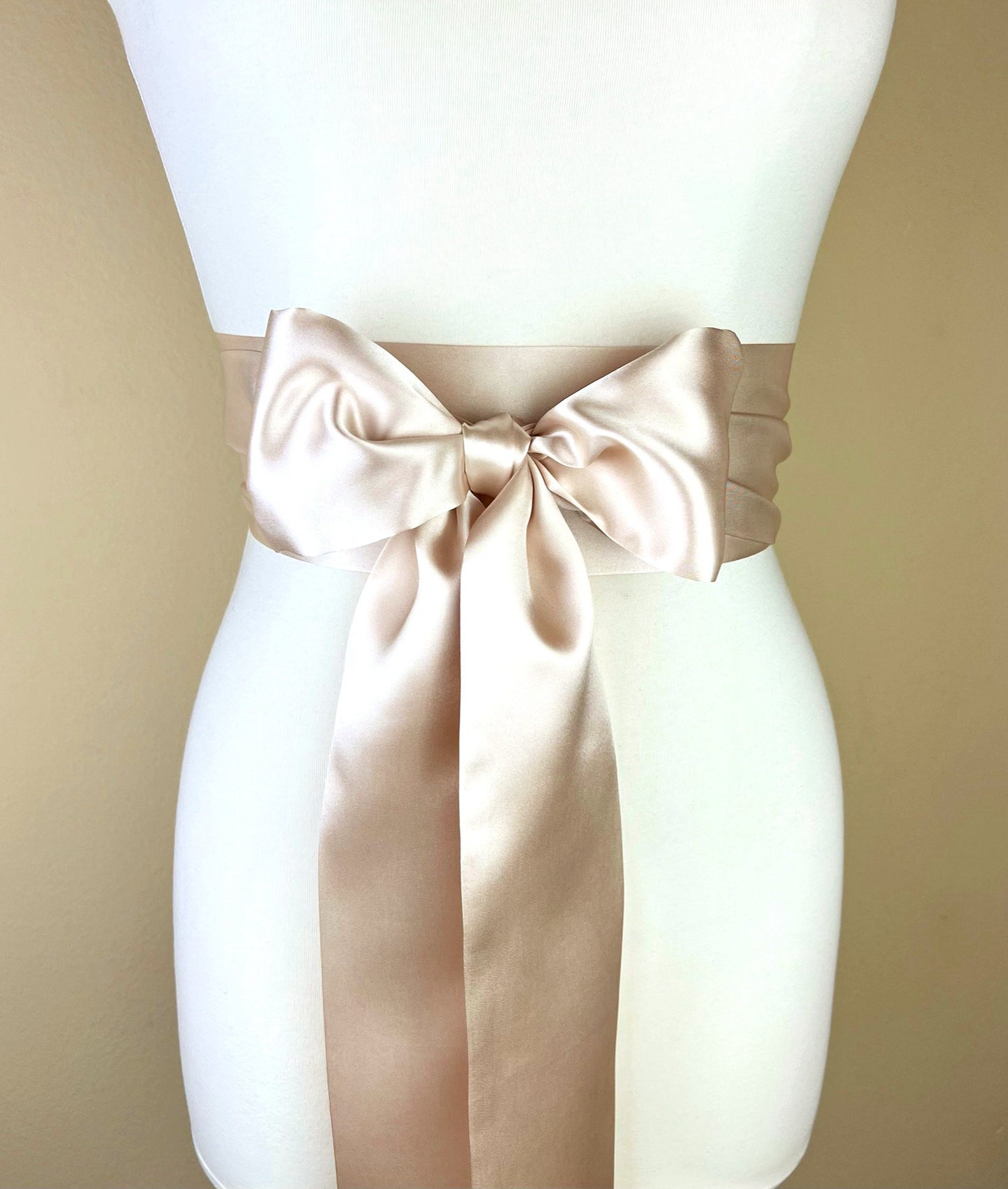 Champagne Satin Sash, Wide Champagne Sash Belt, Satin Obi Sash Belt, Bridal Sash, Bridesmaid Sash, Champagne Wedding Dress Sash, Satin Swank