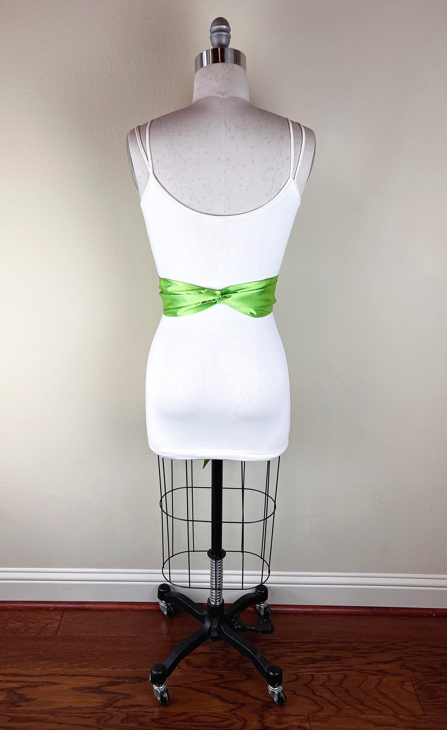 Key Lime Sash, Lime Satin Sash, Lime Green Satin Sash Belt, Bright Green Satin Sash Belt, Obi Wrap, Wedding Sash, Bridal Sash, Satin Swank