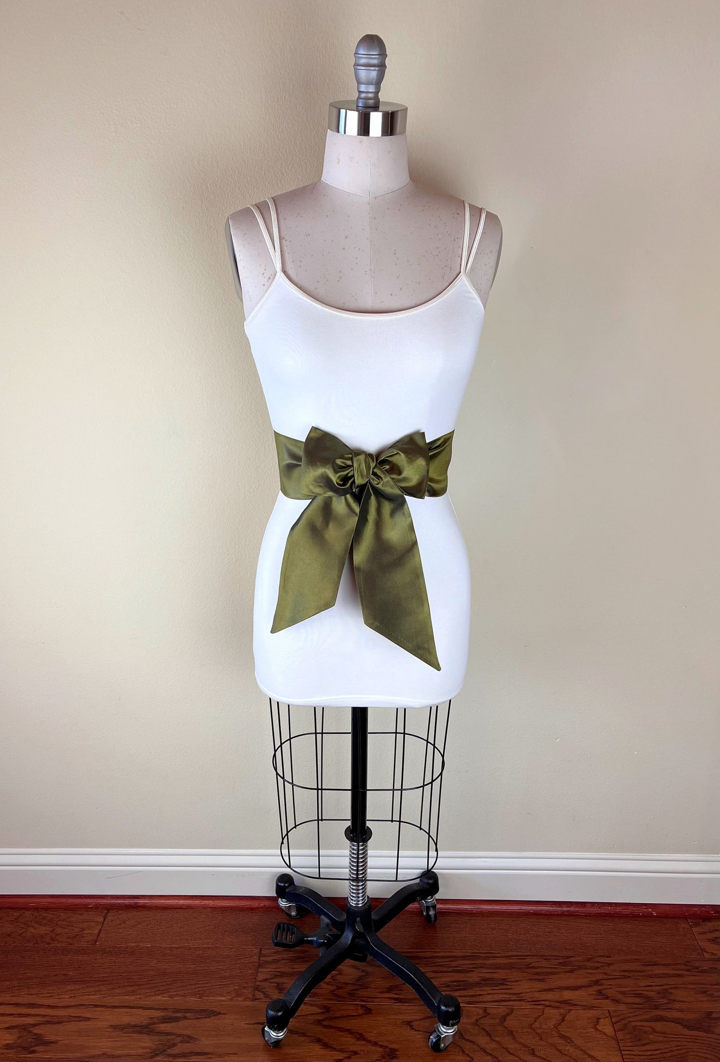 Crisp Taffeta Sash in Loden Green, Dark Green Taffeta Bow Belt, Formal Dress Sash, Taffeta Ball Gown Sash, Deep Green Sash Belt, Satin Swank
