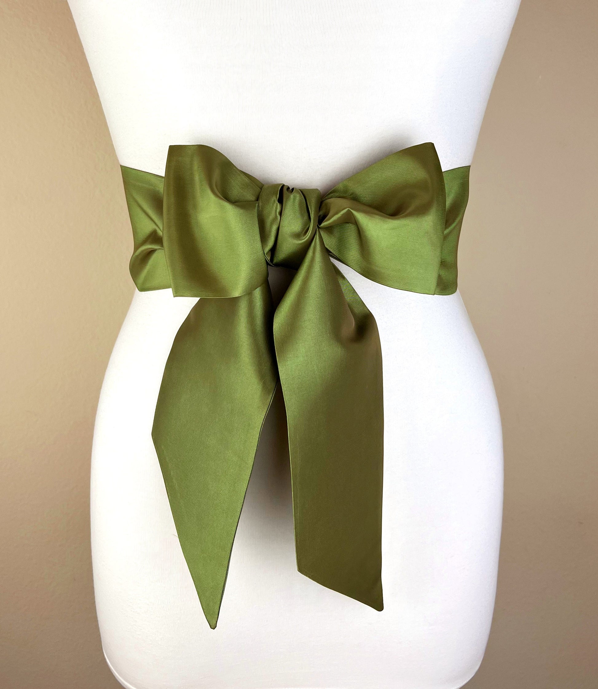 Crisp Taffeta Sash in Fern Green, Fern Green Taffeta Bow Belt, Formal Green Dress Sash, Taffeta Ball Gown Sash, Green Sash Belt, Satin Swank