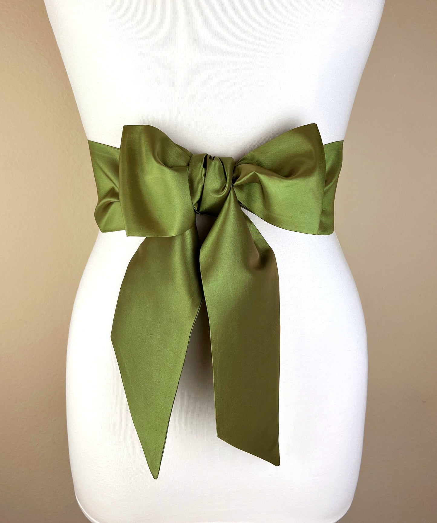 Crisp Taffeta Sash in Fern Green, Fern Green Taffeta Bow Belt, Formal Green Dress Sash, Taffeta Ball Gown Sash, Green Sash Belt, Satin Swank