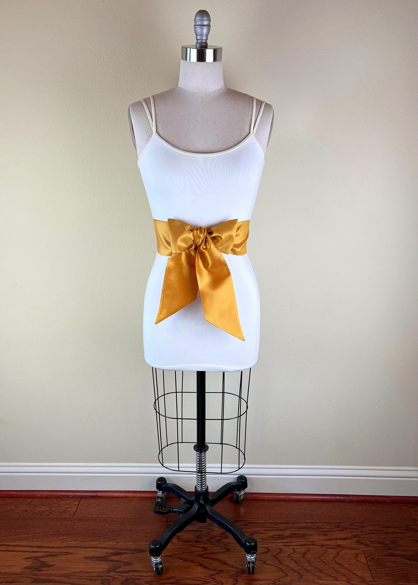 Crisp Taffeta Sash in Harvest Gold, Dark Gold Taffeta Bow Belt, Deep Gold Dress Sash, Taffeta Dress Sash, Antique Gold Sash, Satin Swank