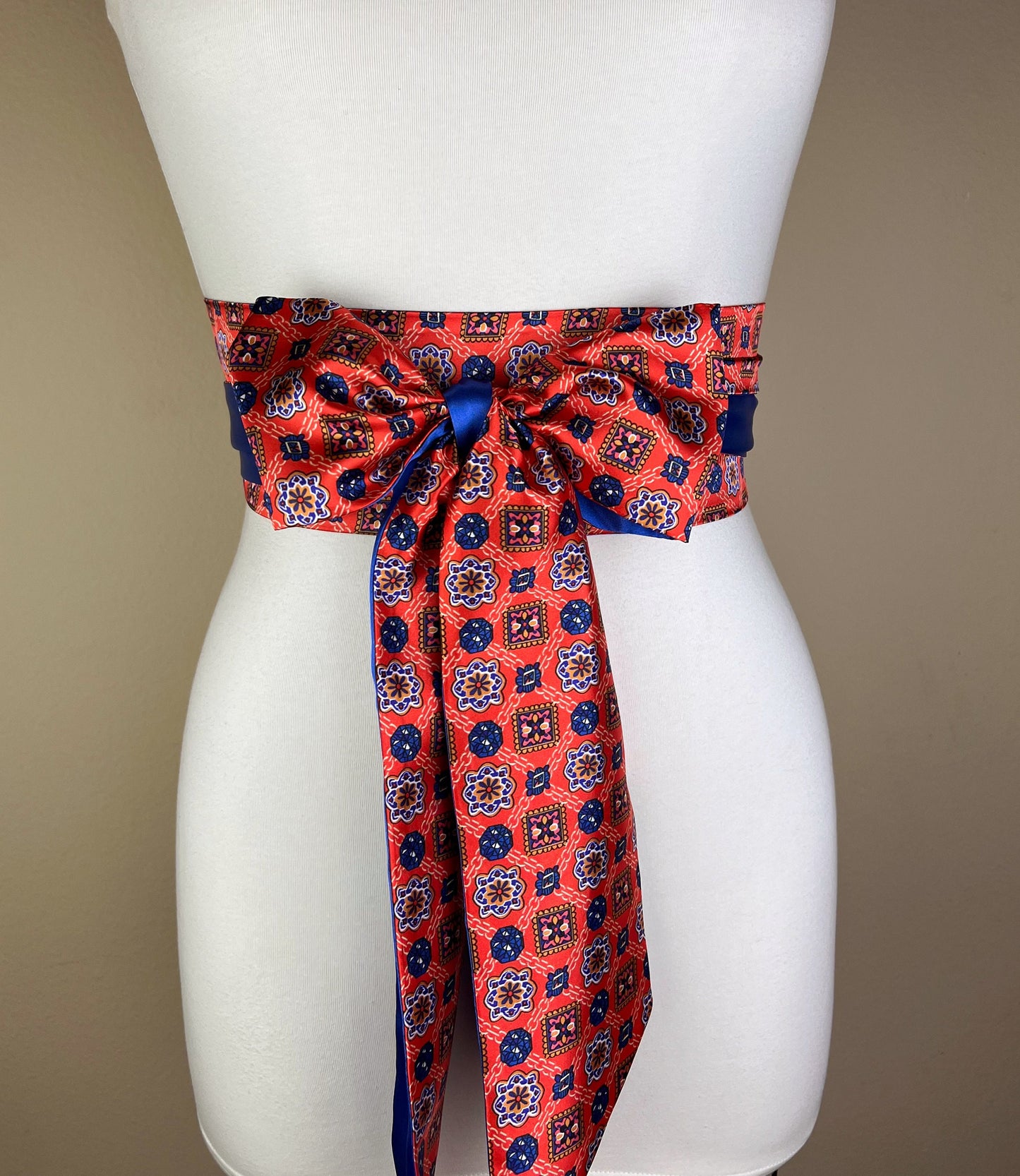 Orange & Blue Mini Medallion Print Sash Belt, Royal Blue and Orange Sash, Orange Print Satin Sash, Medallion Chain Print Sash, Satin Swank