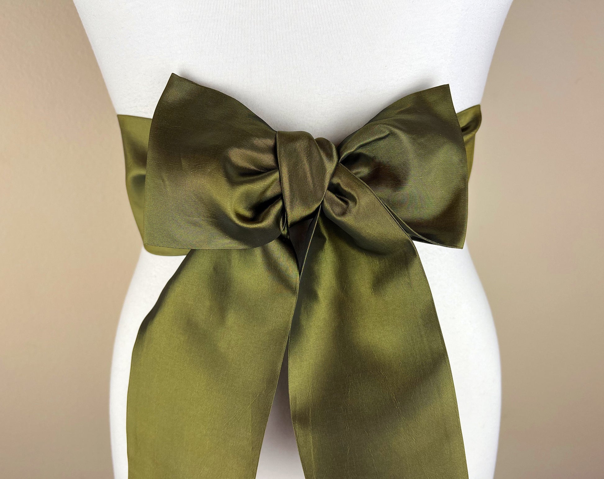 Crisp Taffeta Sash in Loden Green, Dark Green Taffeta Bow Belt, Formal Dress Sash, Taffeta Ball Gown Sash, Deep Green Sash Belt, Satin Swank