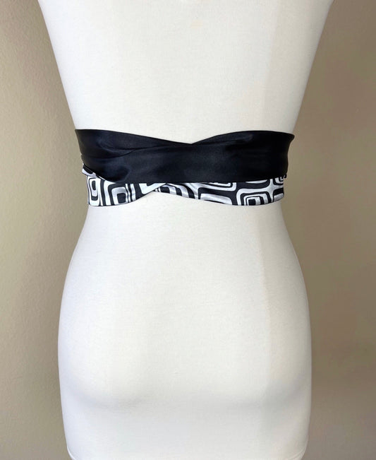 Black & White Geometric Print Sash Belt, Geo Print Sash, Retro Print Black White Sash Belt, Reversible Black Satin Sash Belt, Satin Swank
