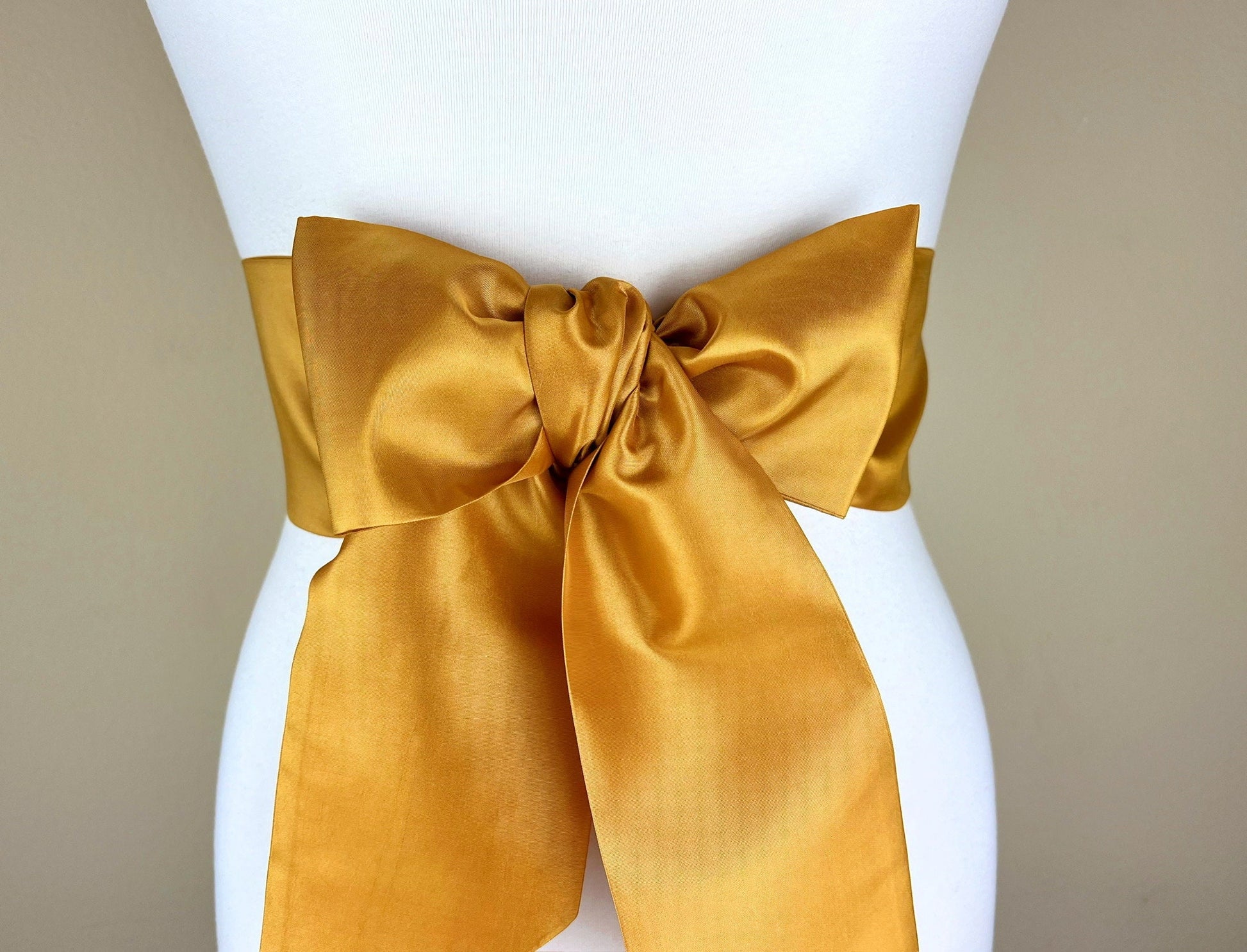 Crisp Taffeta Sash in Harvest Gold, Dark Gold Taffeta Bow Belt, Deep Gold Dress Sash, Taffeta Dress Sash, Antique Gold Sash, Satin Swank