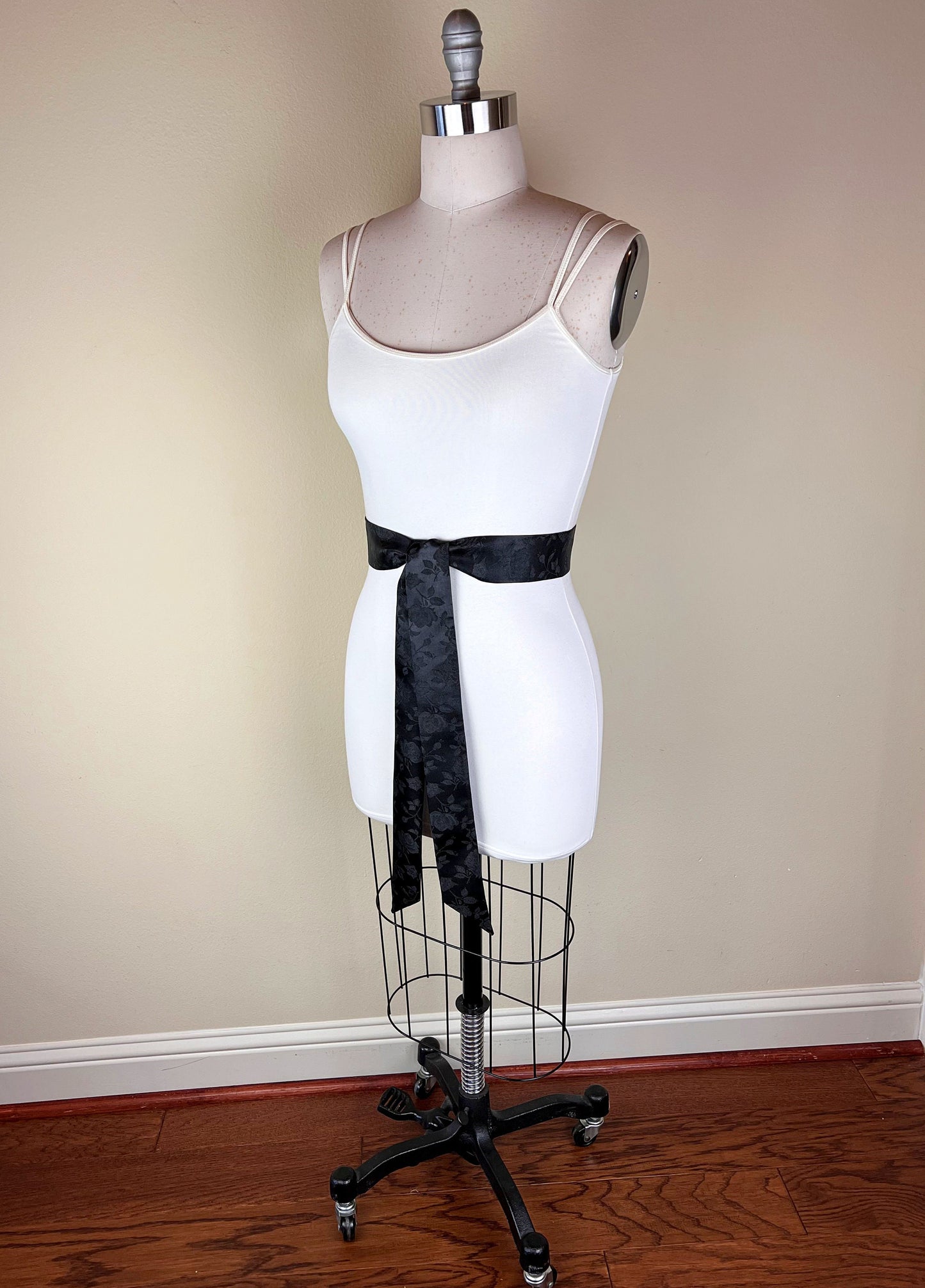 Narrow Black Satin Sash in Rose Jacquard, Black Rose Sash, Black Sash, Wedding Dress Sash, Bridesmaid Sash, Black Wedding, Satin Swank