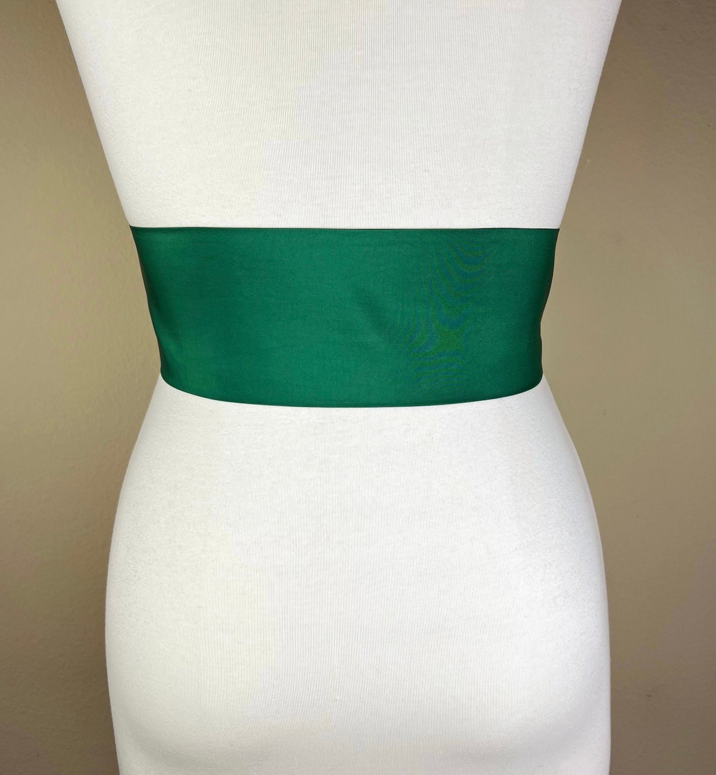 Crisp Taffeta Sash in Shamrock Green, Green Taffeta Bow Belt, Medium Green Dress Sash, Taffeta Dress Sash, Irish Green Sash, Satin Swank