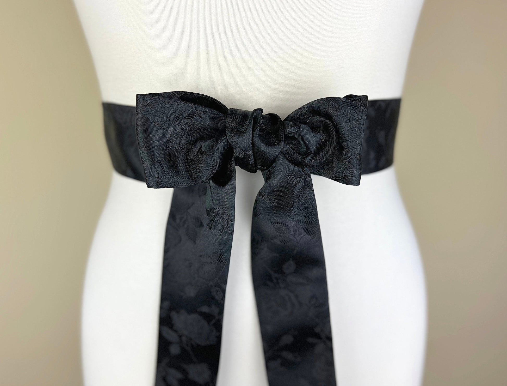 Narrow Black Satin Sash in Rose Jacquard, Black Rose Sash, Black Sash, Wedding Dress Sash, Bridesmaid Sash, Black Wedding, Satin Swank