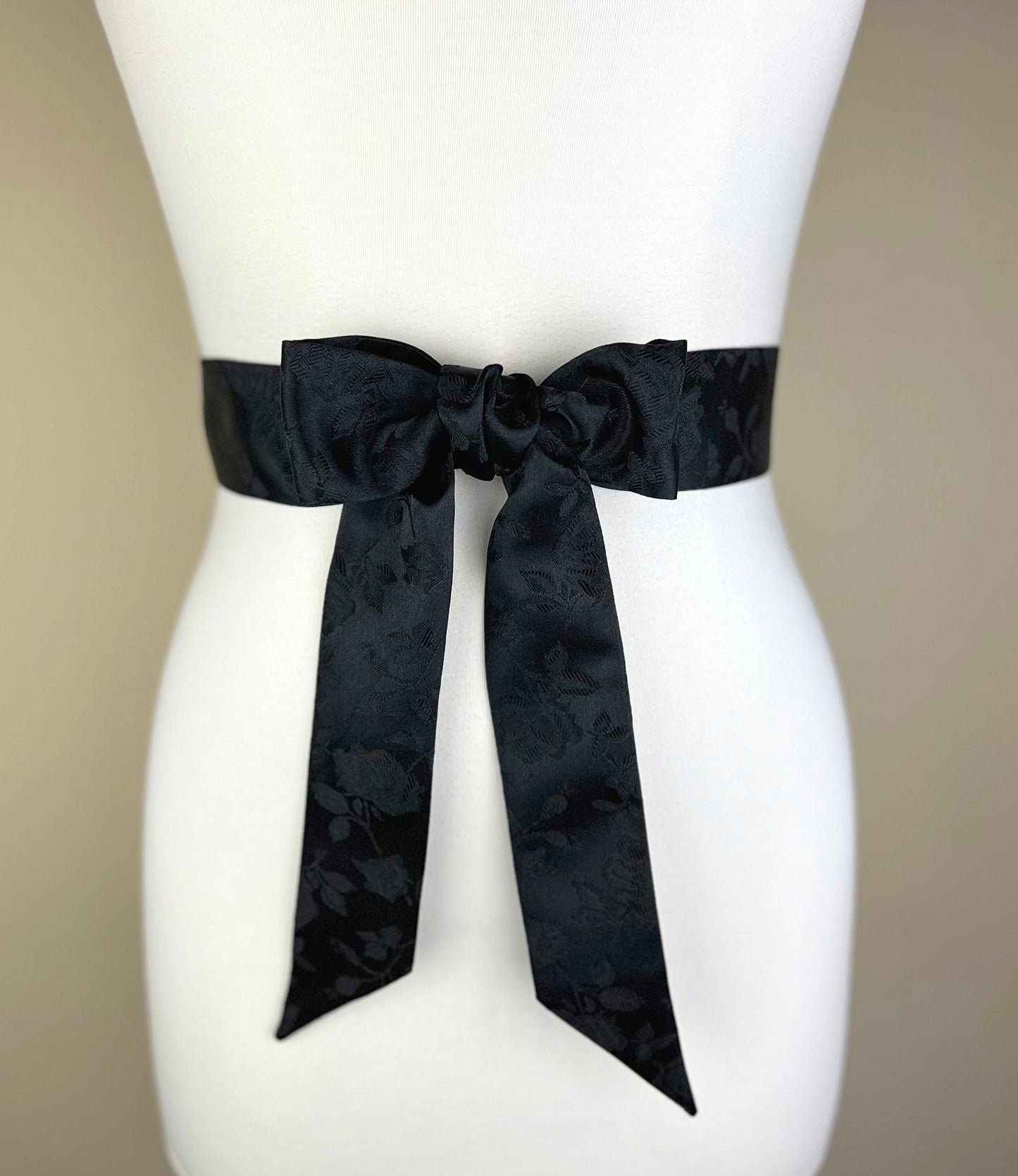 Narrow Black Satin Sash in Rose Jacquard, Black Rose Sash, Black Sash, Wedding Dress Sash, Bridesmaid Sash, Black Wedding, Satin Swank