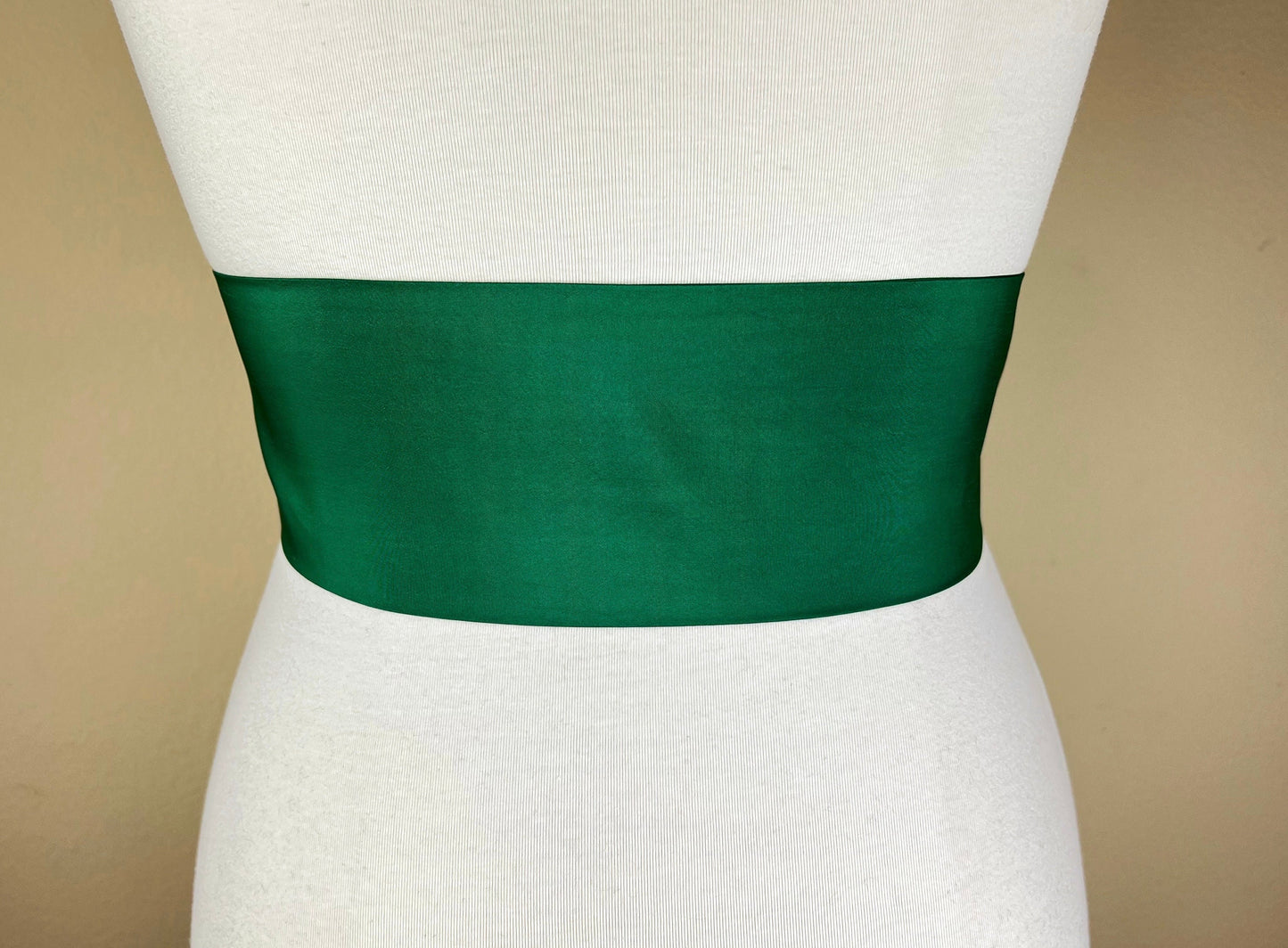 Crisp Taffeta Sash in Shamrock Green, Green Taffeta Bow Belt, Medium Green Dress Sash, Taffeta Dress Sash, Irish Green Sash, Satin Swank