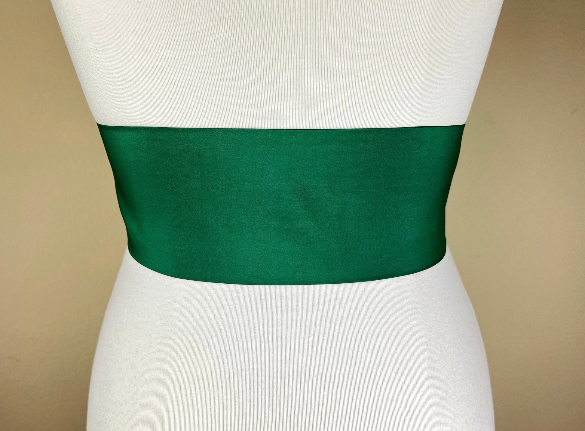 Crisp Taffeta Sash in Shamrock Green, Green Taffeta Bow Belt, Medium Green Dress Sash, Taffeta Dress Sash, Irish Green Sash, Satin Swank