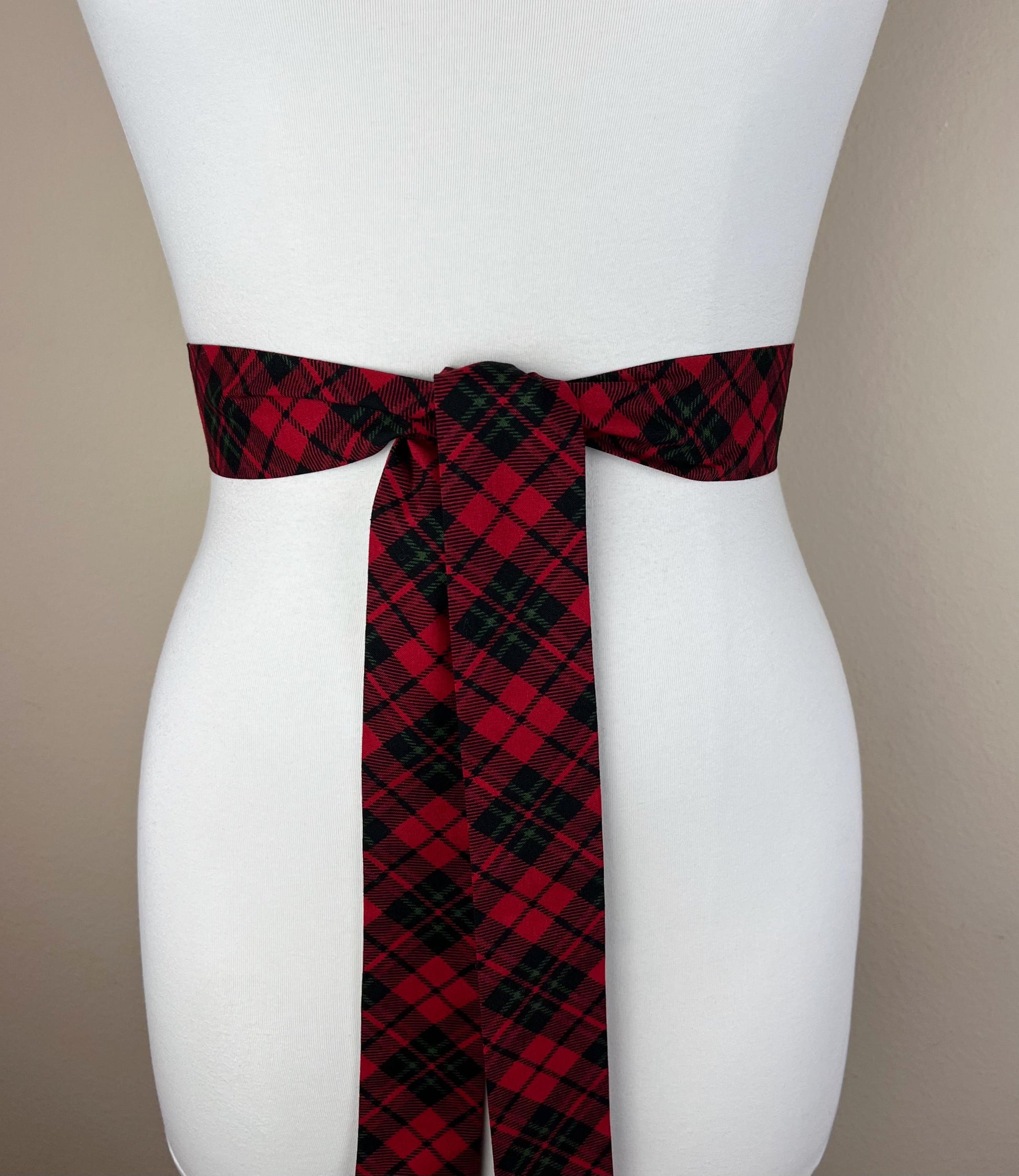 Narrow Red & Black Plaid Sash, Christmas Plaid Sash Belt, Red and Black Tartan Sash, Christmas Tartan Sash Belt, Red Plaid Belt, Satin Swank