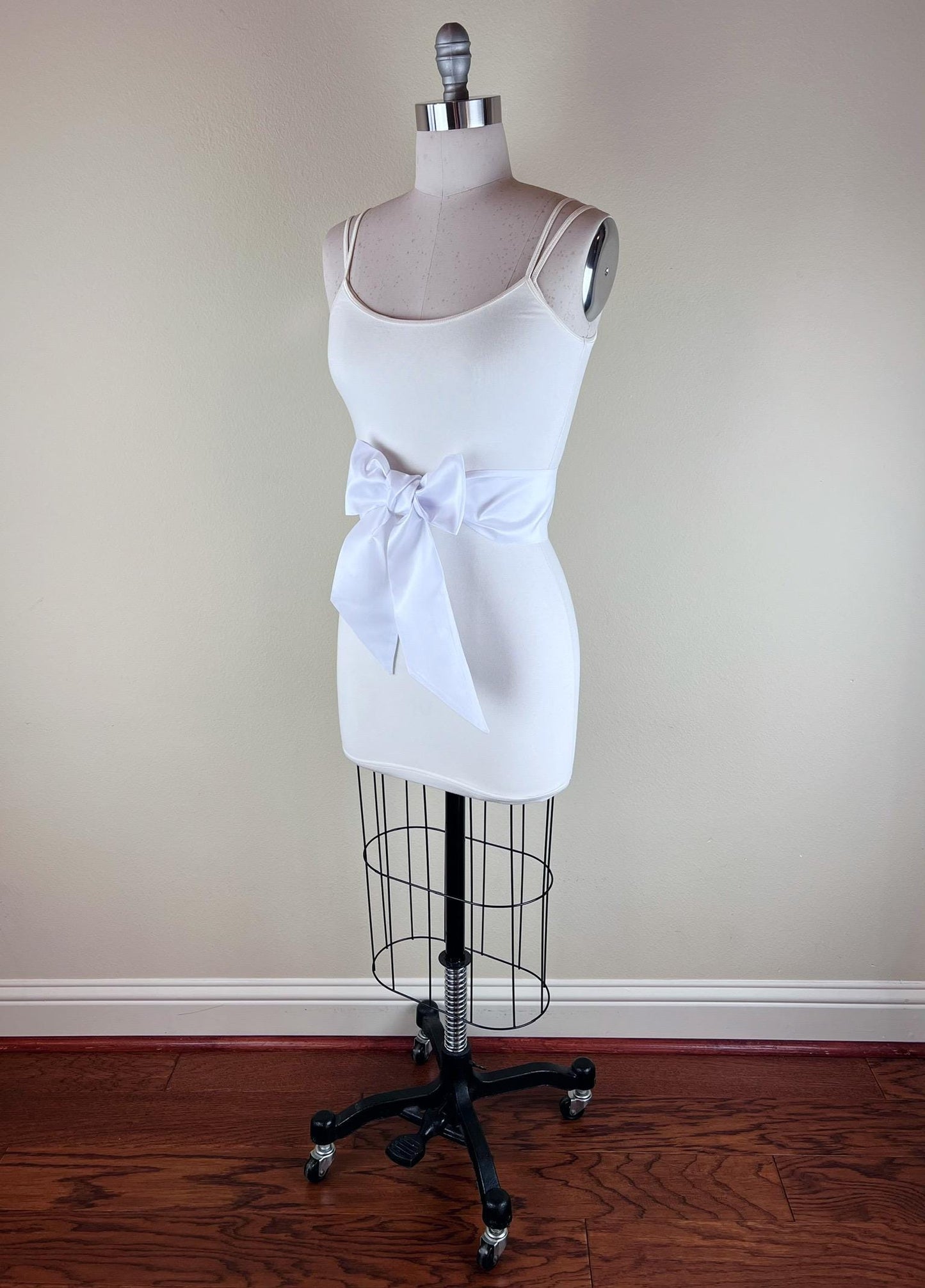 Crisp Taffeta Sash in Pure White, White Taffeta Bow Belt, White Dress Sash, Taffeta Ball Gown Sash, White Sash Belt, Satin Swank
