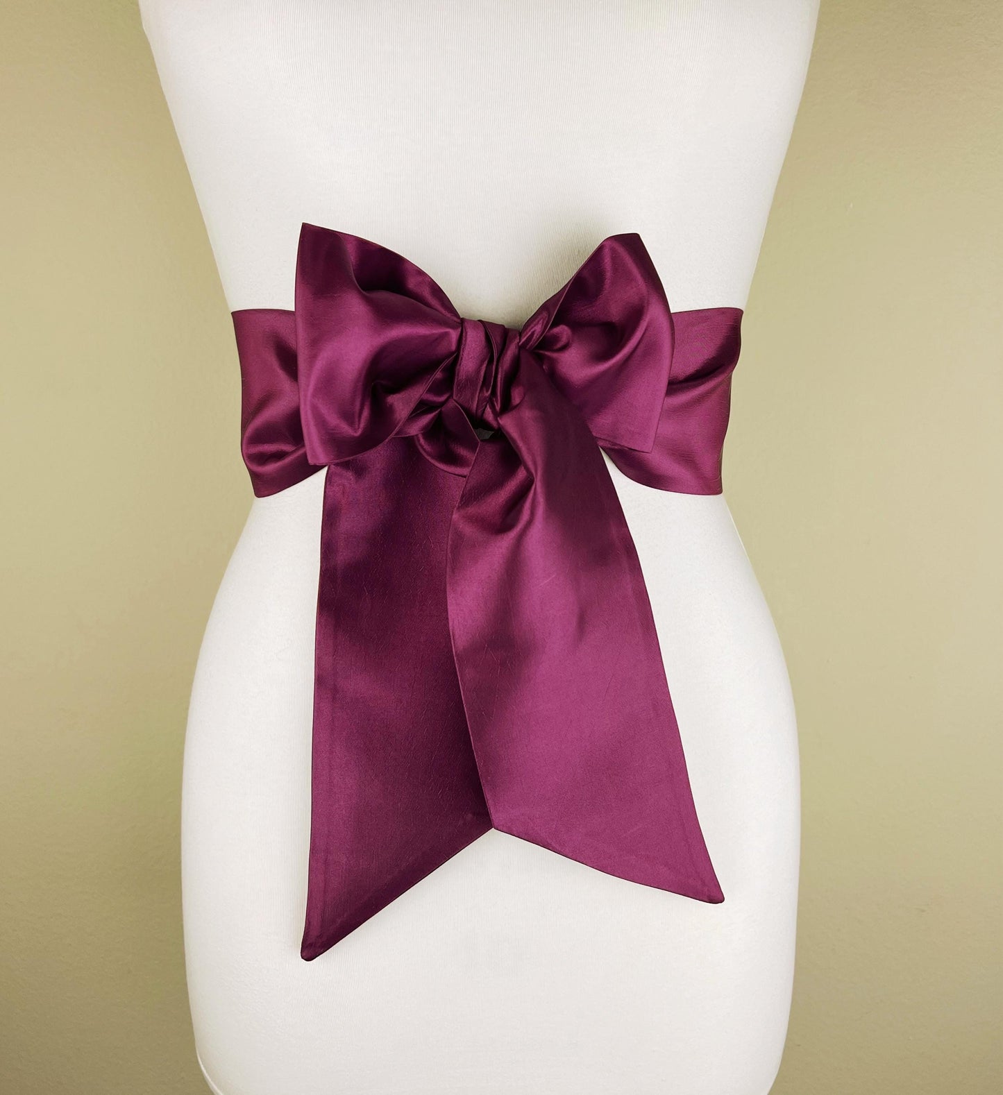 Crisp Taffeta Sash in Red Plum, Plumberry Taffeta Bow Belt, Bright Plum Dress Sash, Red Plum Taffeta Ball Gown Sash, Plum Berry Sash Belt