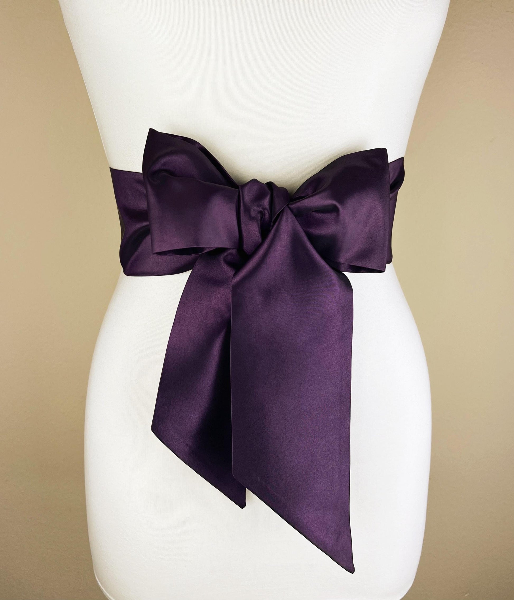 Crisp Taffeta Sash in Deep Plum, Dark Plum Taffeta Bow Belt, Plum Taffeta Dress Sash, Taffeta Ball Gown Sash, Plum Sash Belt, Satin Swank