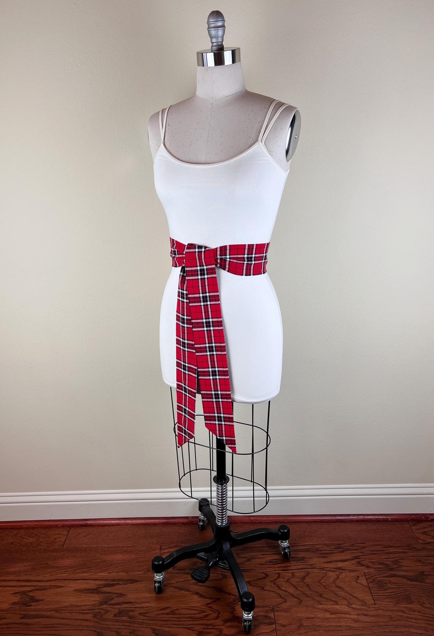 Wide Red & Black Plaid Sash, Black and Red Tartan Sash Belt, Red and Black Tartan Sash, Tartan Accessories, Red Plaid Sash, Satin Swank
