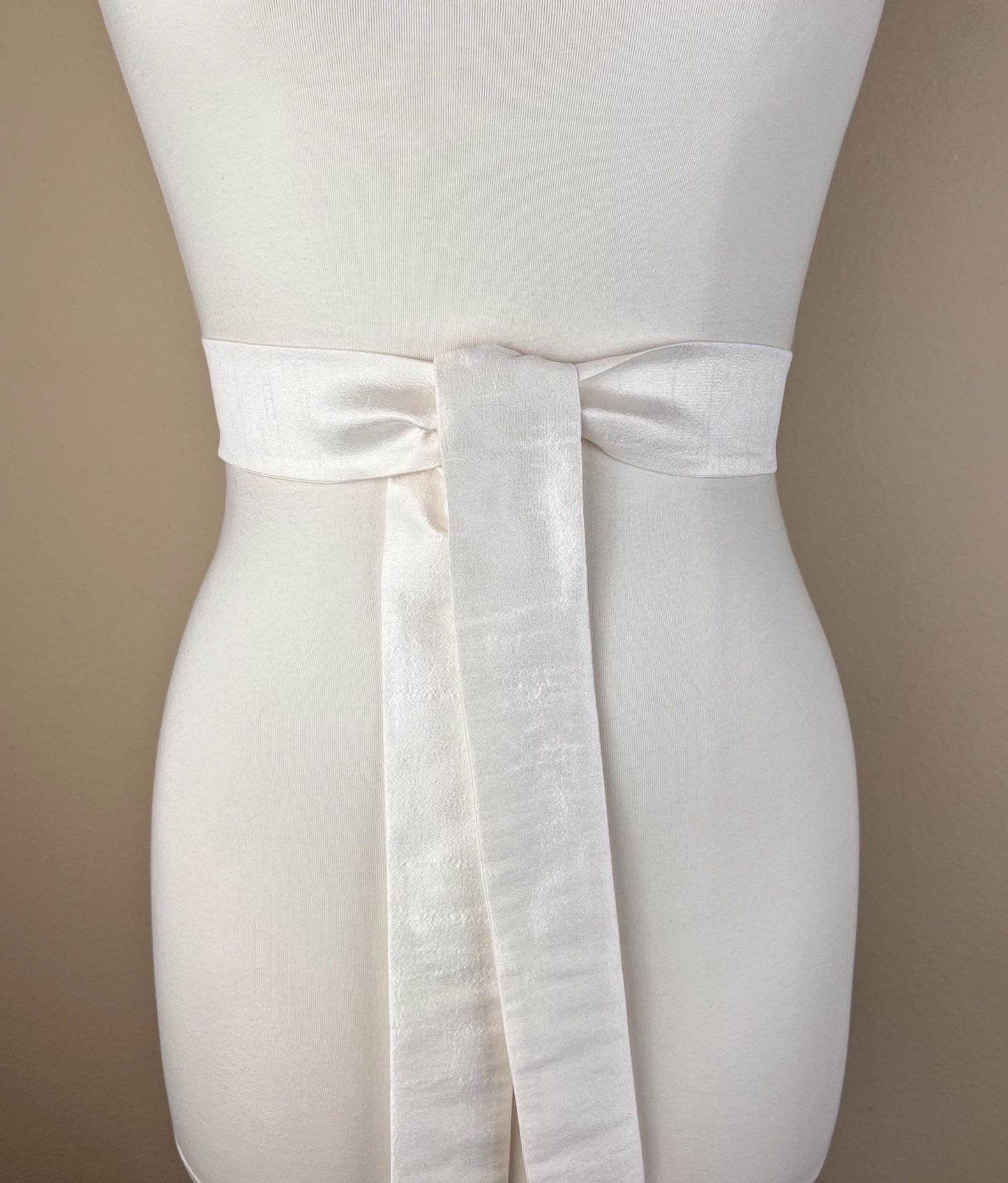Narrow Textured Off White Sash, Off White Dupioni Sash Belt, Light Ivory Dress Sash, Off White Fabric Belt, Wedding Dress Sash, Satin Swank