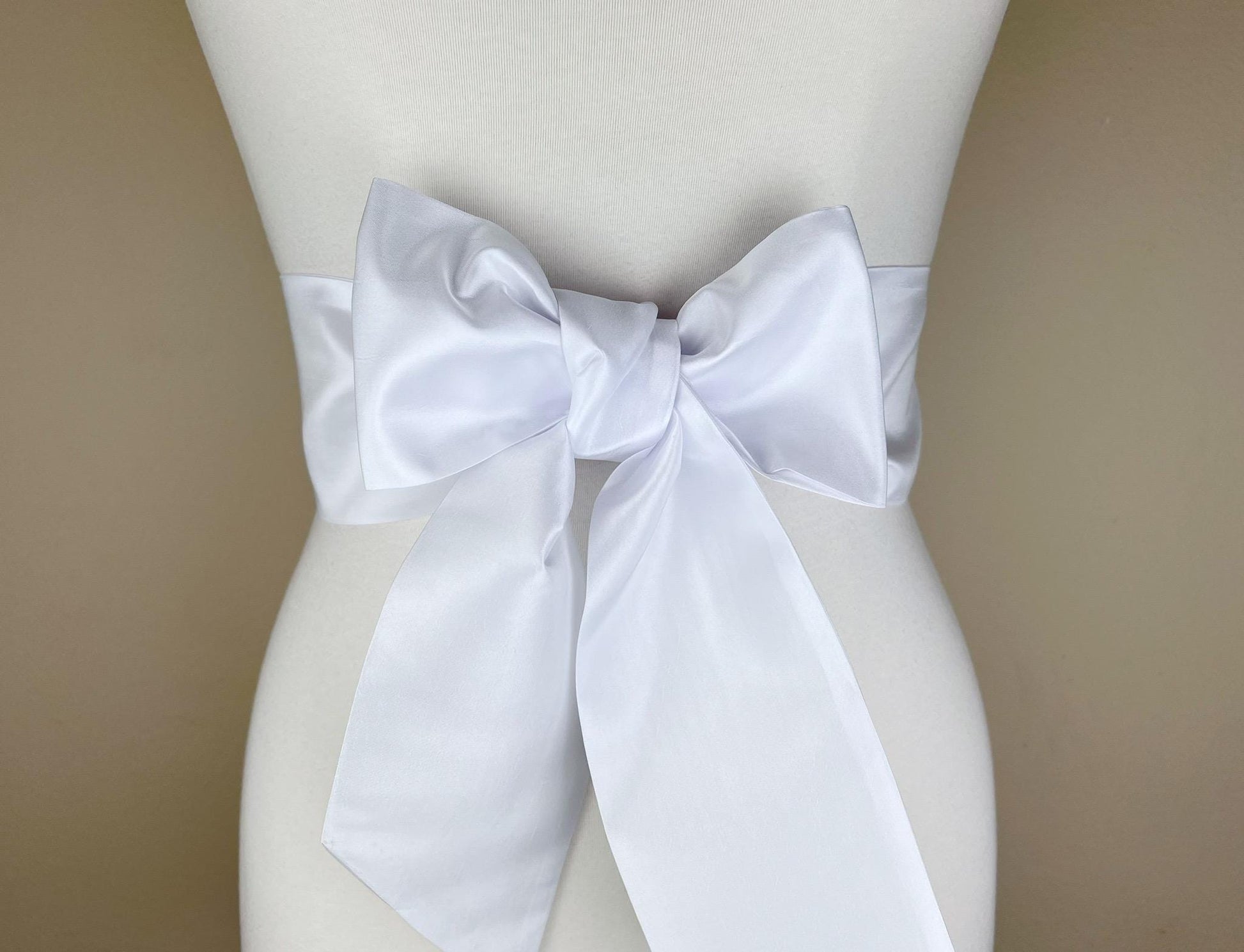 Crisp Taffeta Sash in Pure White, White Taffeta Bow Belt, White Dress Sash, Taffeta Ball Gown Sash, White Sash Belt, Satin Swank