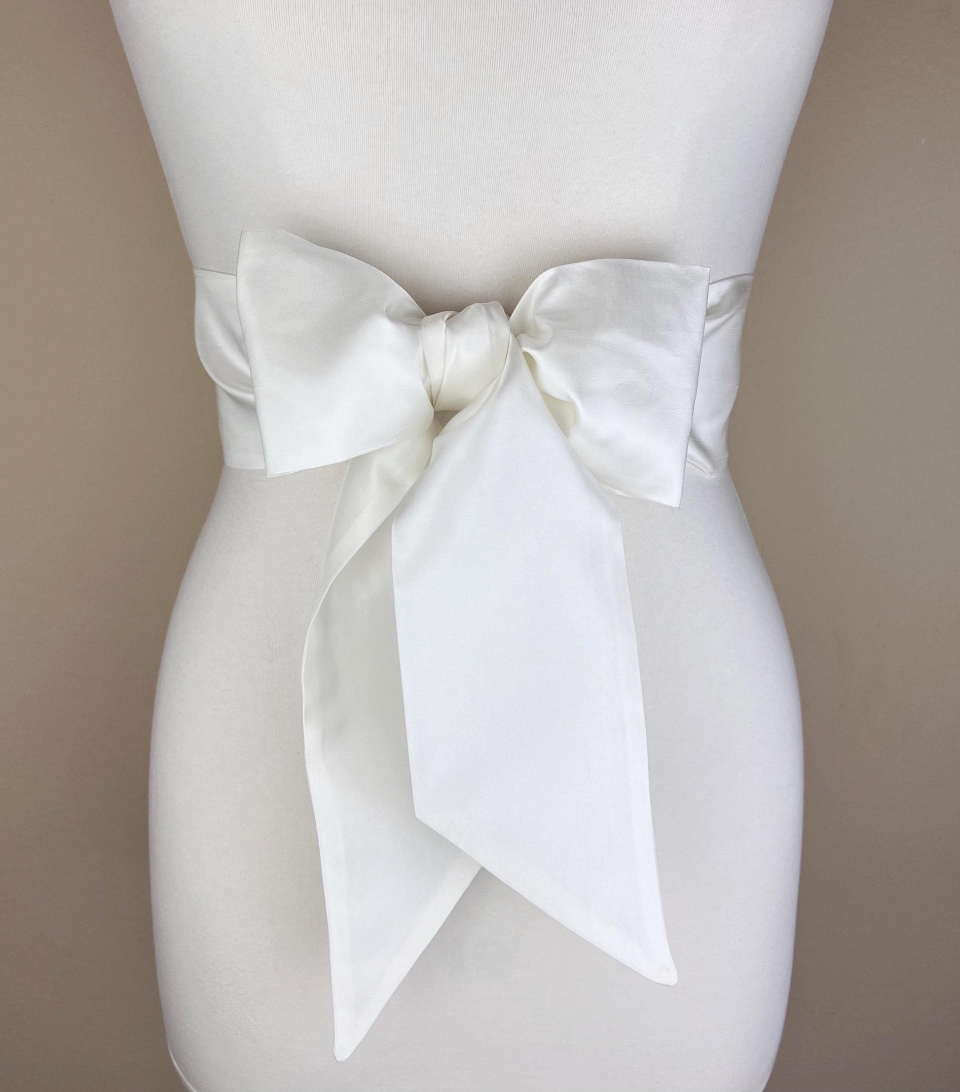 Crisp Taffeta Sash in Off White, Off White Taffeta Bow Belt, Off White Dress Sash, Taffeta Ball Gown Sash, Off White Sash Belt, Satin Swank