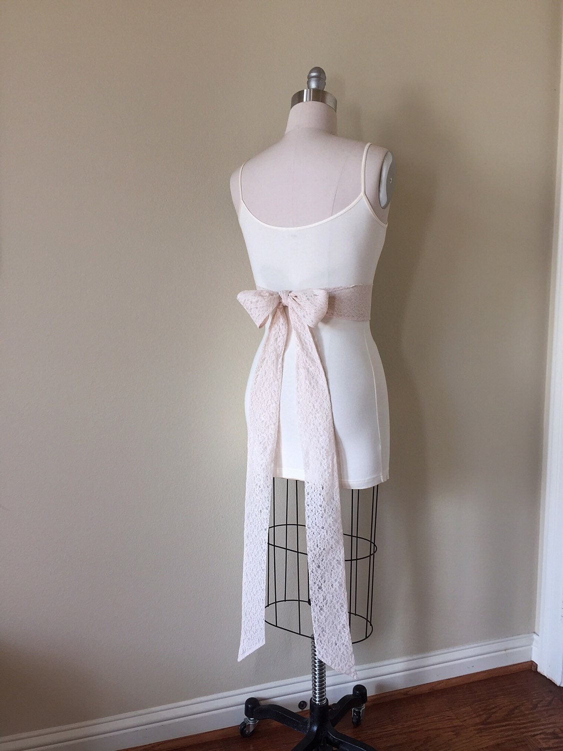 Champagne Lace Sash, Extra Long Lace Sash, Champagne Wedding Dress Sash, Lace Champagne Sash Belt, Long Beige Lace Sash, Satin Swank