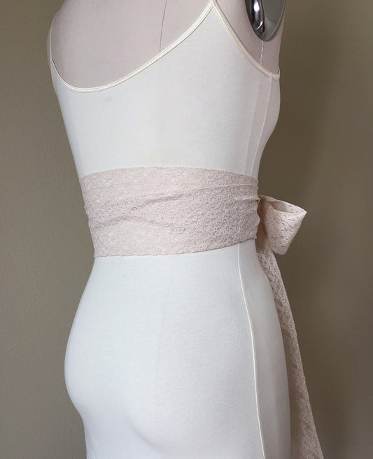 Champagne Lace Sash, Extra Long Lace Sash, Champagne Wedding Dress Sash, Lace Champagne Sash Belt, Long Beige Lace Sash, Satin Swank