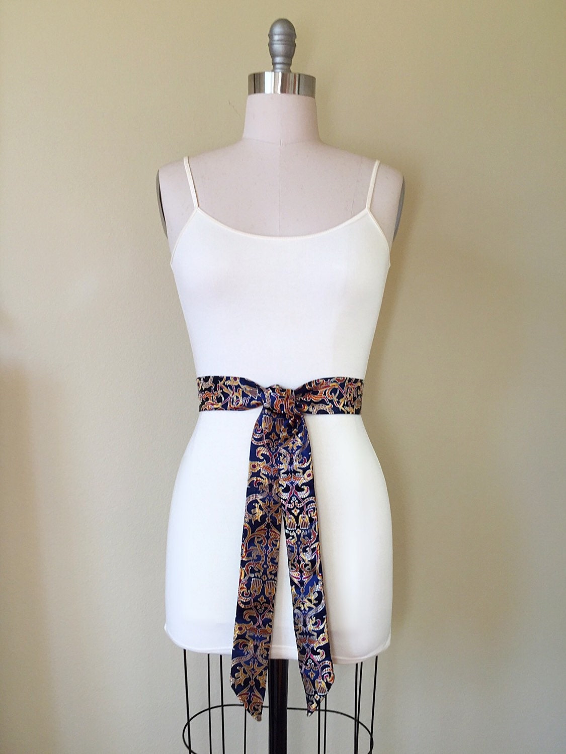 Midnight Blue Sash in Asian Brocade, Navy & Gold Chinese Brocade Sash, Obi Belt, Kimono Sash Belt in Midnight Navy, Red and Gold, SatinSwank