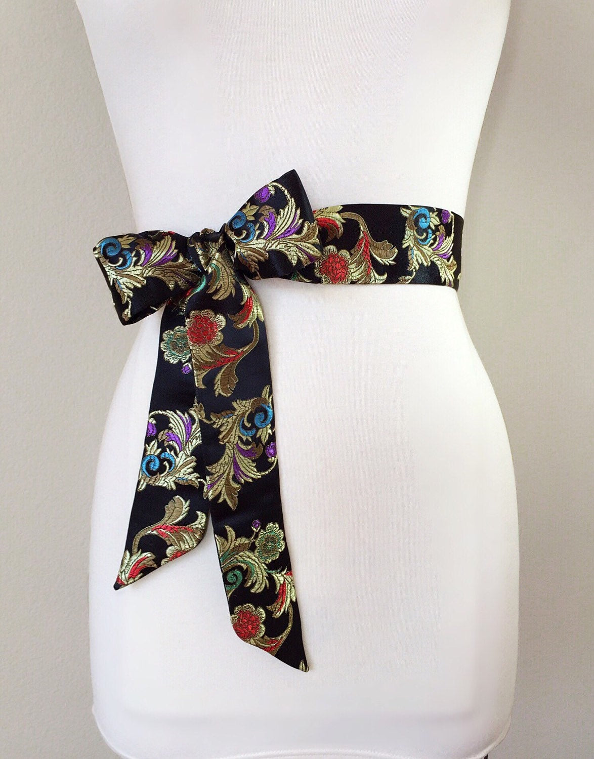 Chinese Brocade Sash, Black Floral Sash in Satin Brocade, Obi Belt, Black Gold Floral Belt, Kimono Sash Belt, Asian Brocade Sash, SatinSwank