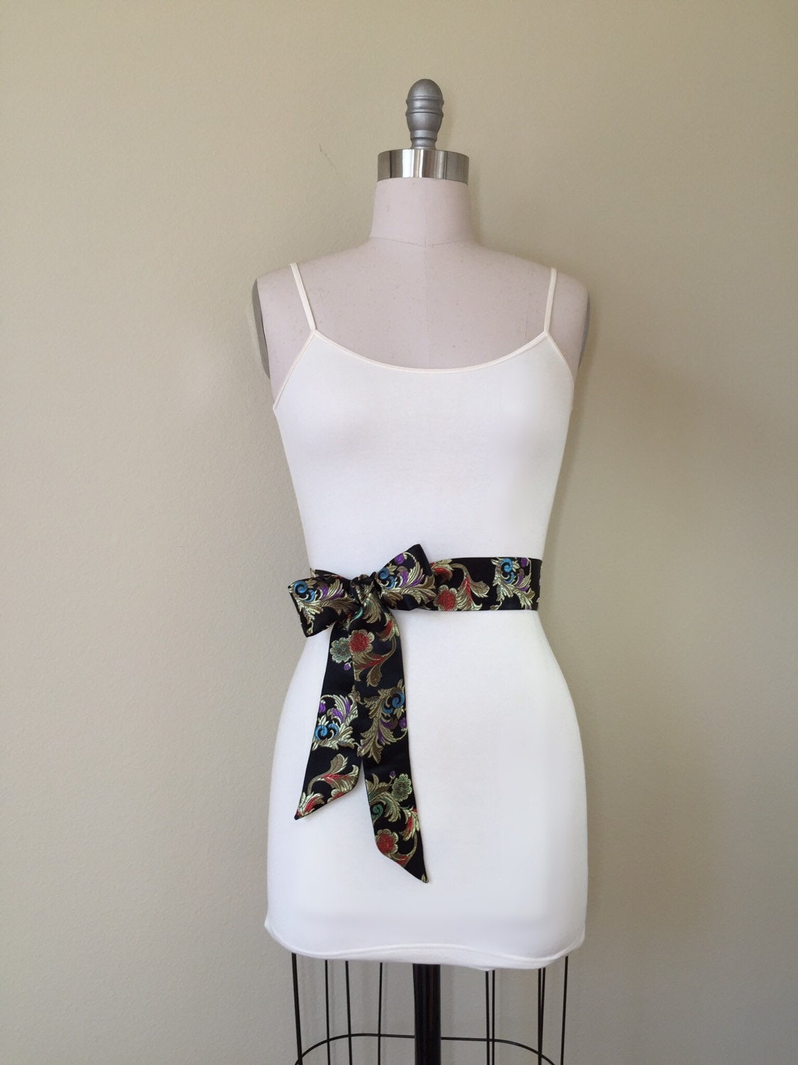 Chinese Brocade Sash, Black Floral Sash in Satin Brocade, Obi Belt, Black Gold Floral Belt, Kimono Sash Belt, Asian Brocade Sash, SatinSwank