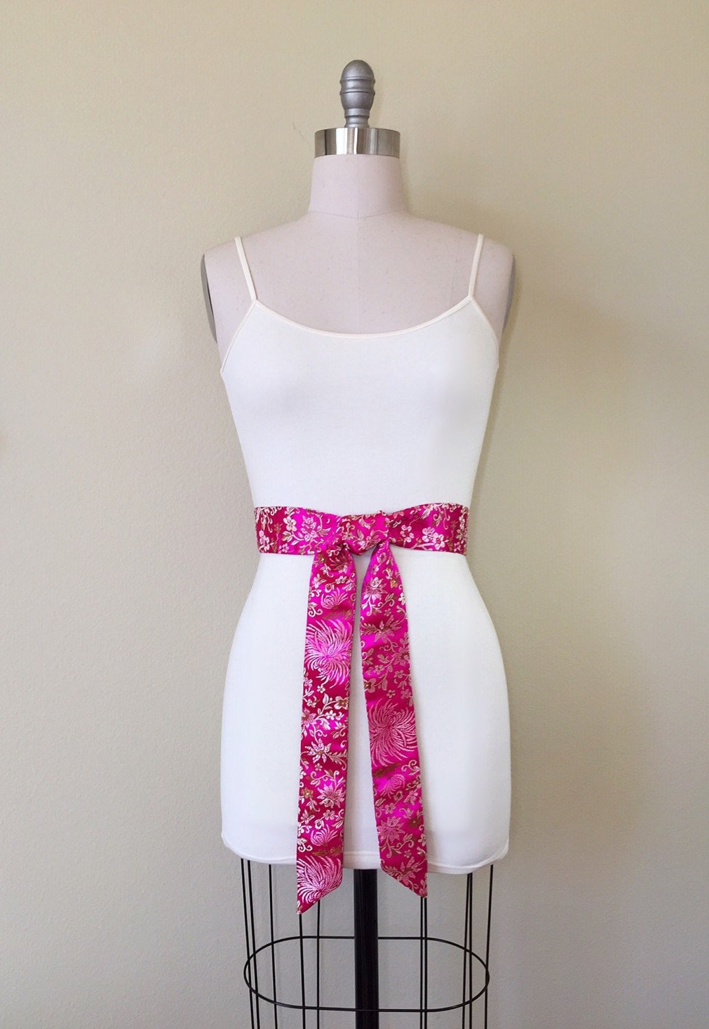 Hot Pink Sash in Asian Brocade, Pink Floral Sash in Gold Satin Brocade, Hot Pink Obi Belt, Kimono Sash, Chinese Brocade Sash, Satin Swank