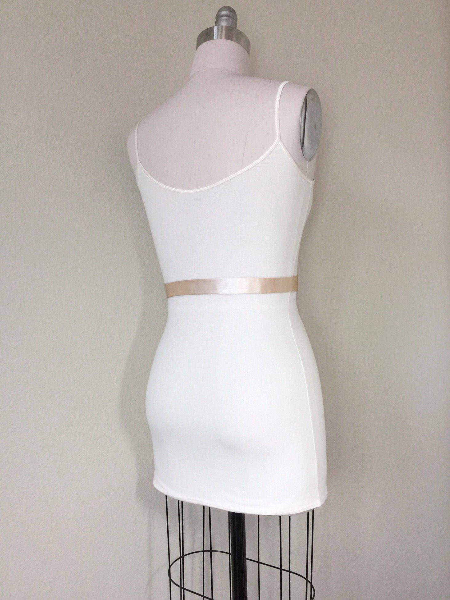 Extra Narrow Champagne Sash, Champagne Satin Sash Belt, Skinny Sash Belt, Narrow Champagne Sash, Thin Sash Belt, Satin Champagne Satin Swank