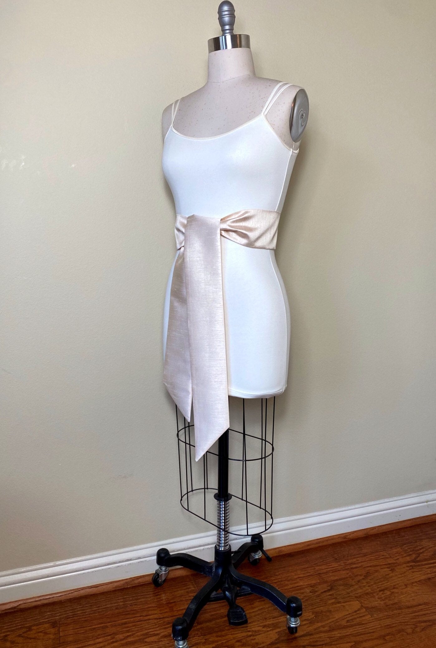 Wide Textured Champagne Sash Belt, Champagne Dupioni Sash, Champagne Dress Sash, Dupioni Fabric Belt, Champagne Wedding & Bridesmaid Sash