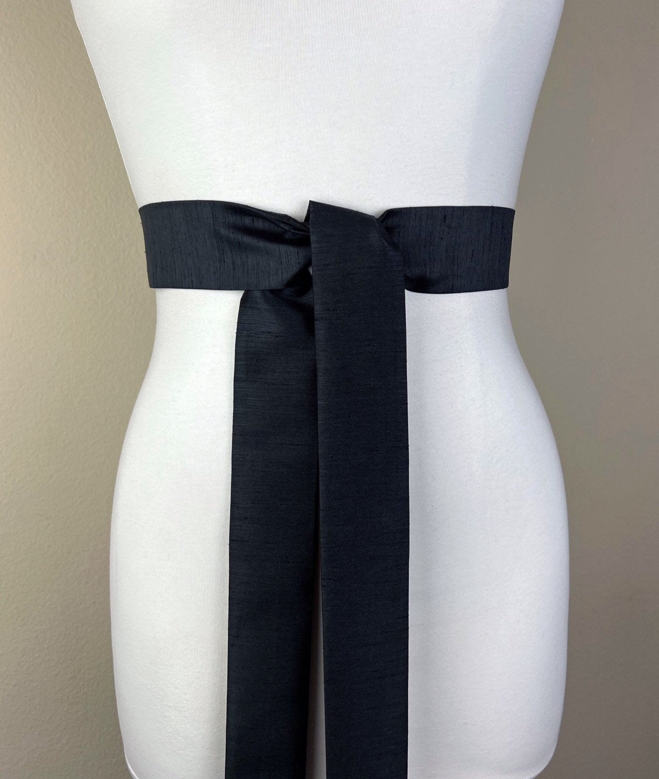 Narrow Textured Black Sash Belt, Black Dupioni Sash, Black Dress Sash, Dupioni Fabric Belt, Black Wedding Sash, Cocktail Dress, Satin Swank